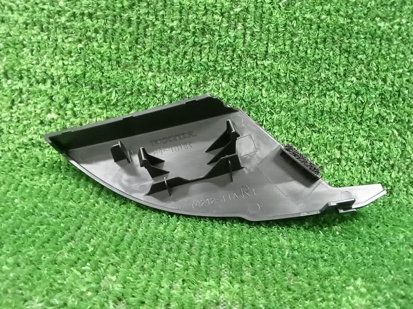 Планка на стеклоочиститель правая HONDA N-BOX JF3 74212-TTA-000 2 ракурс