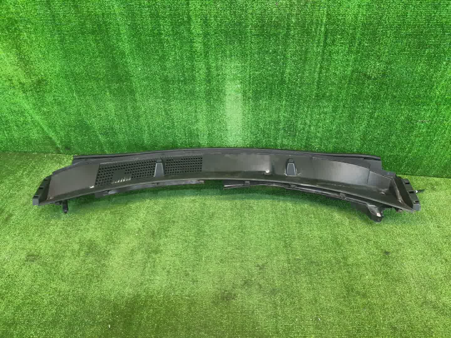 Планка на стеклоочиститель TOYOTA YARIS CROSS MXPJ10, MXPJ15, MXPB10, MXPB15 1 ракурс