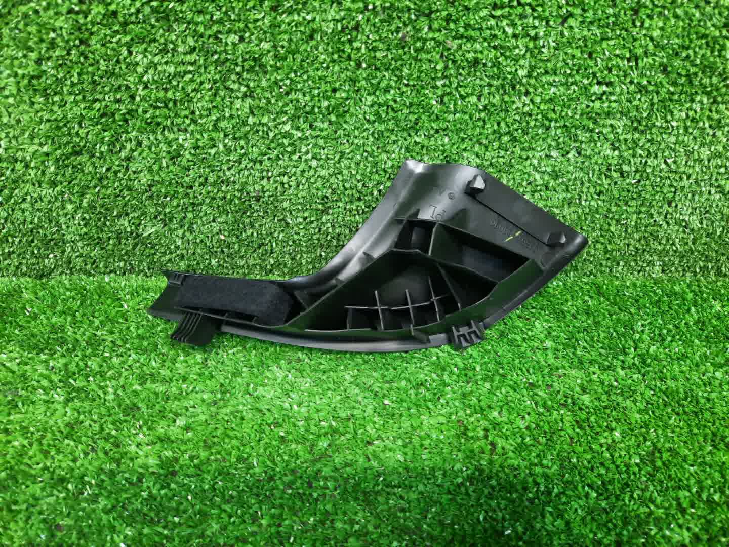 Планка на стеклоочиститель левая TOYOTA LAND CRUISER PRADO GDJ150 53867-60090 2 ракурс