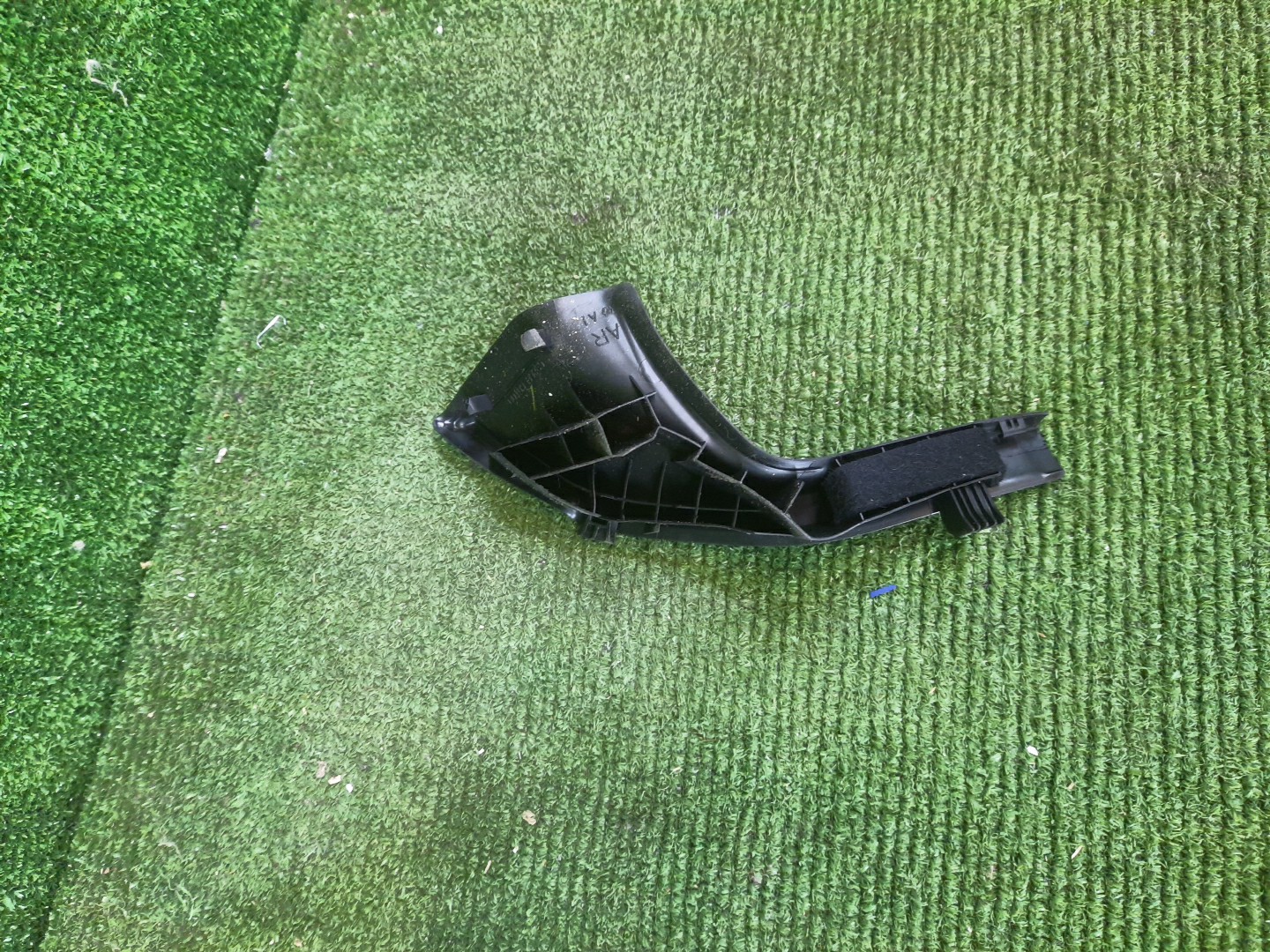 Планка на стеклоочиститель правая TOYOTA LAND CRUISER PRADO TRJ150 53866-60100 2 ракурс