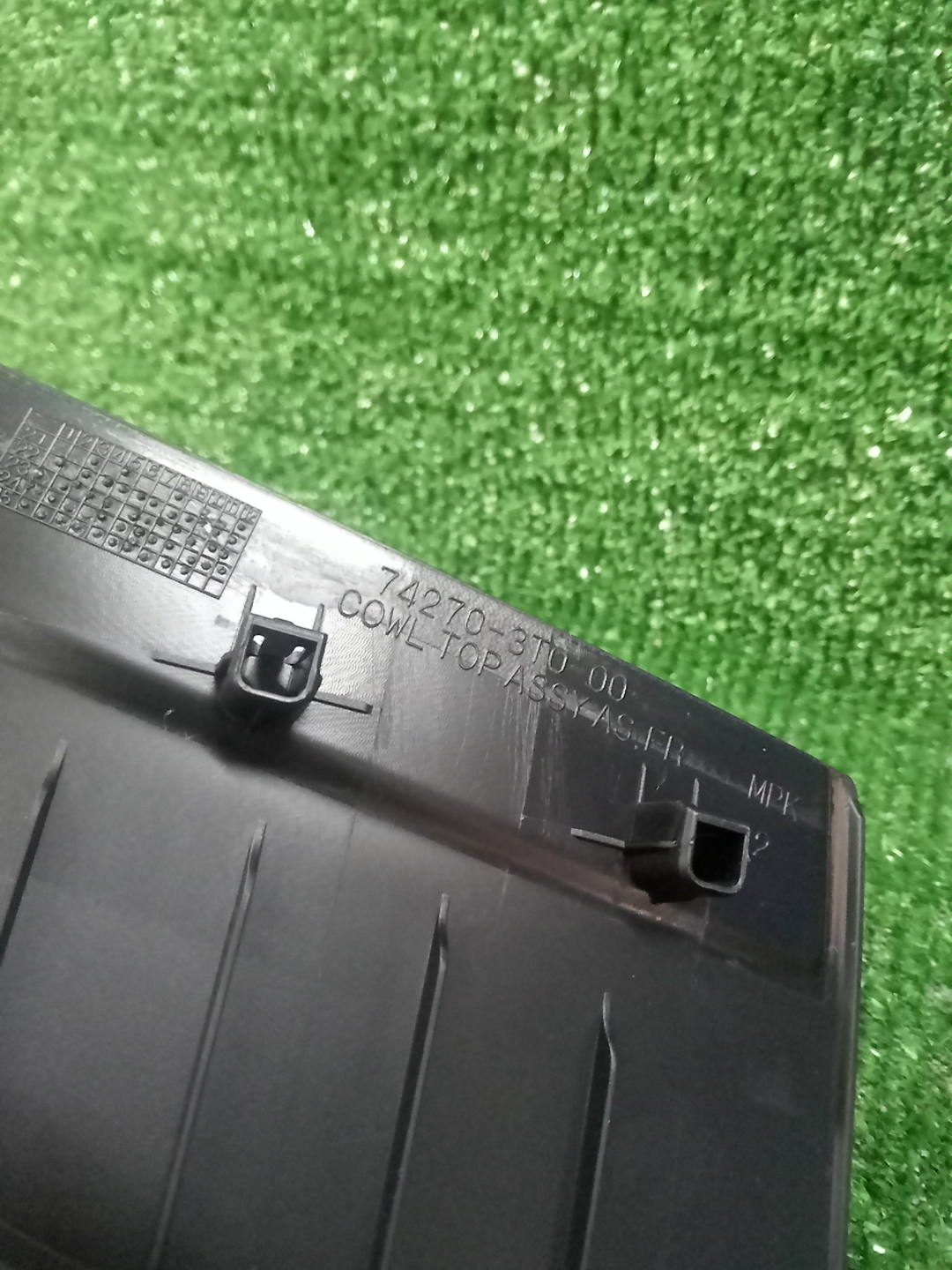 Планка на стеклоочиститель левая передняя HONDA STEPWGN RP7 74270-3T0-000 2 ракурс