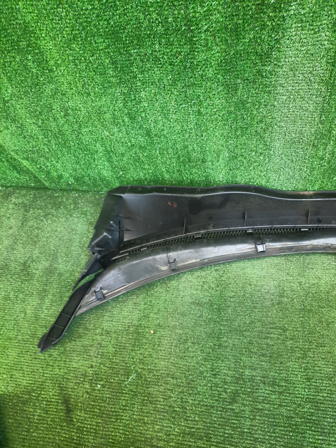 Планка на стеклоочиститель MITSUBISHI ASX GA2W 4 ракурс