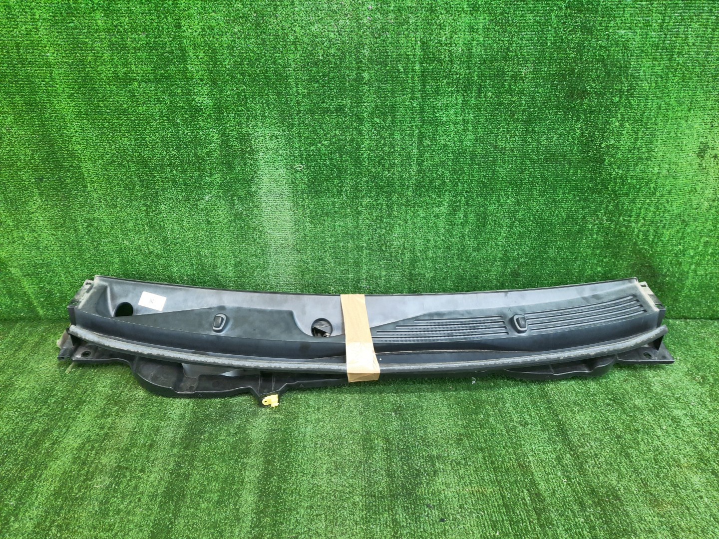 Планка на стеклоочиститель TOYOTA RAIZE A201A 55708-B1090 1 ракурс