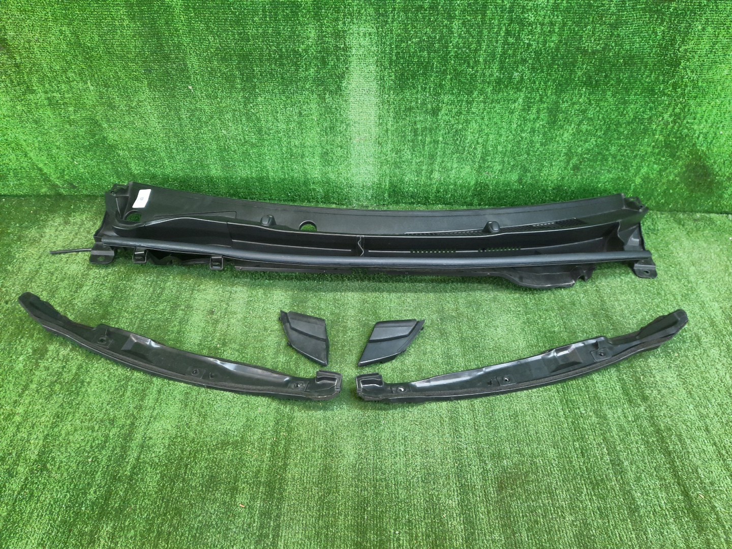 Планка на стеклоочиститель TOYOTA YARIS MXPH10 55781-K0010 1 ракурс