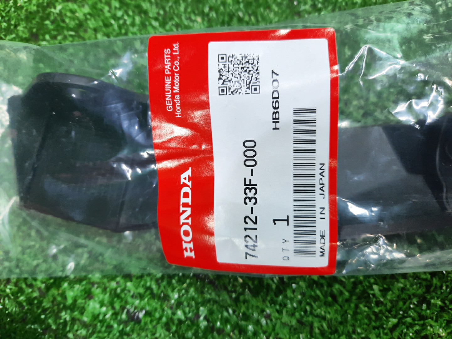 Планка на стеклоочиститель правая передняя HONDA FREED GT1 74212-33F-000 4 ракурс