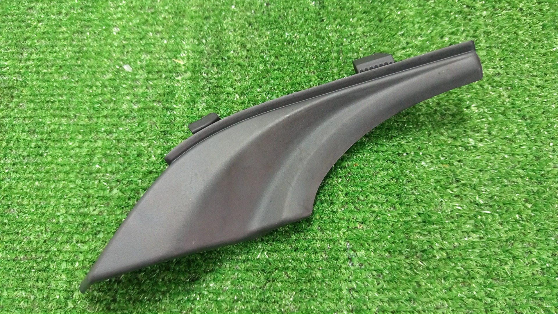 Планка на стеклоочиститель правая TOYOTA ALLION ZRT260 53868-20020 1 ракурс