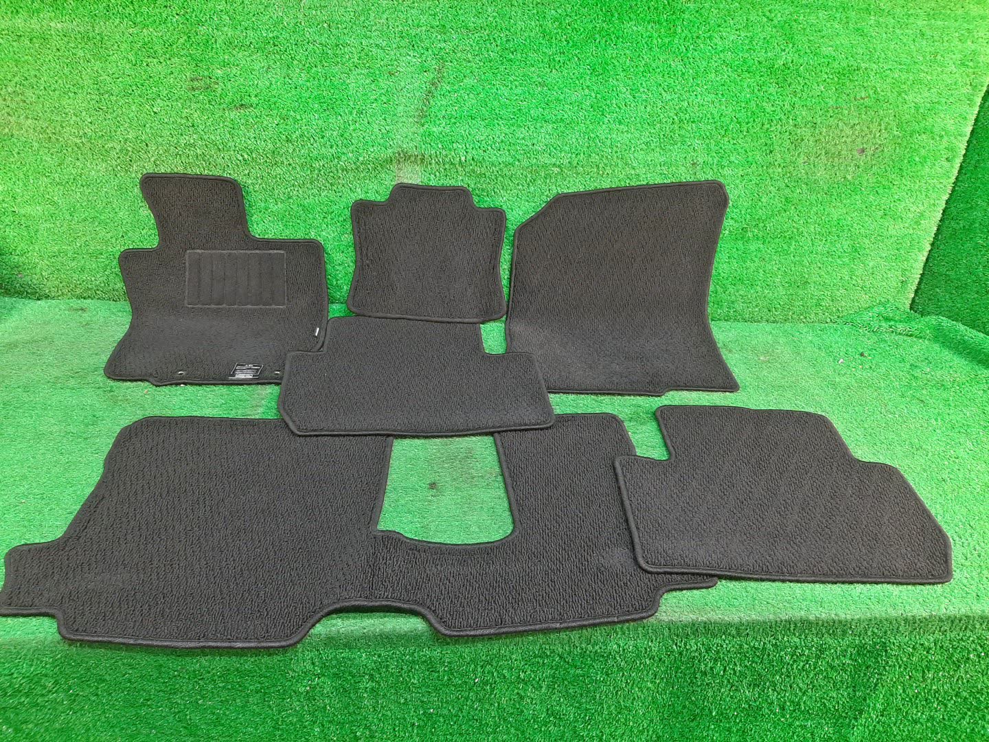 Коврик MITSUBISHI OUTLANDER GF8W 1 ракурс