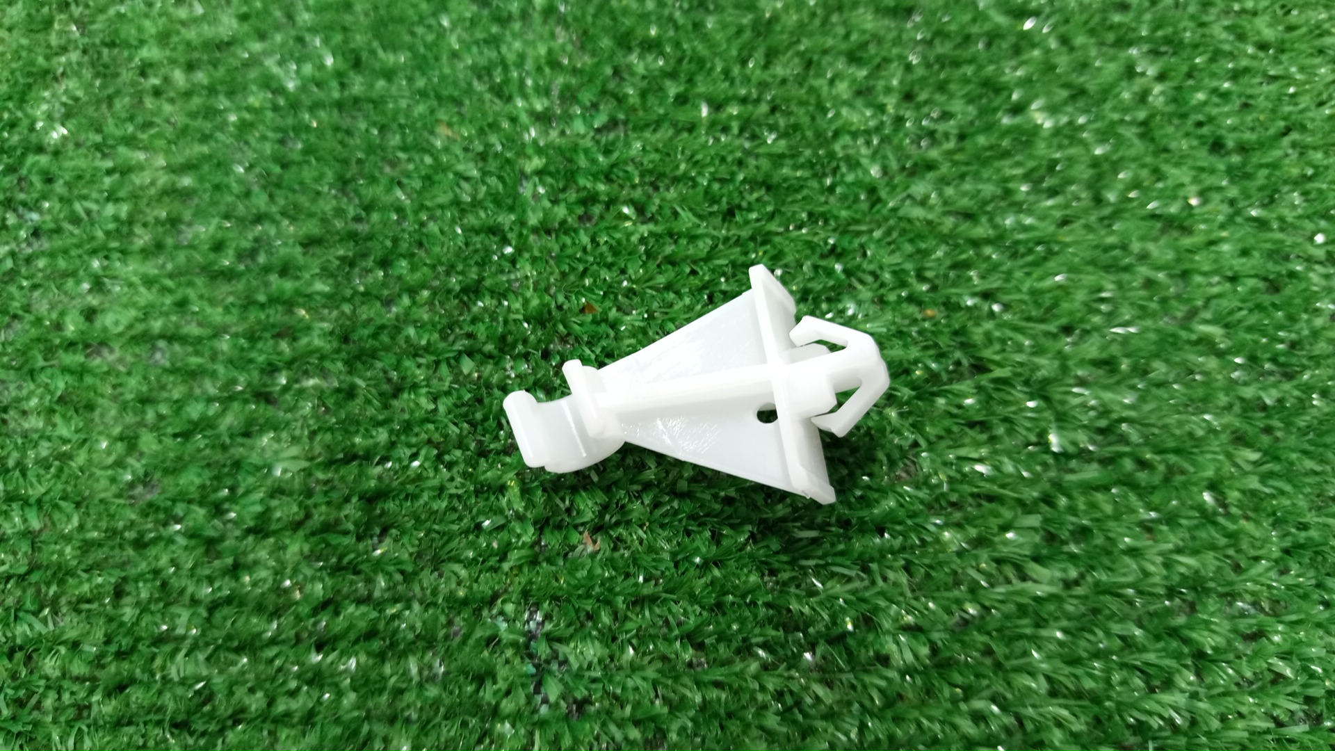 Клипса TOYOTA PROBOX NCP55V 53455-52020 3 ракурс