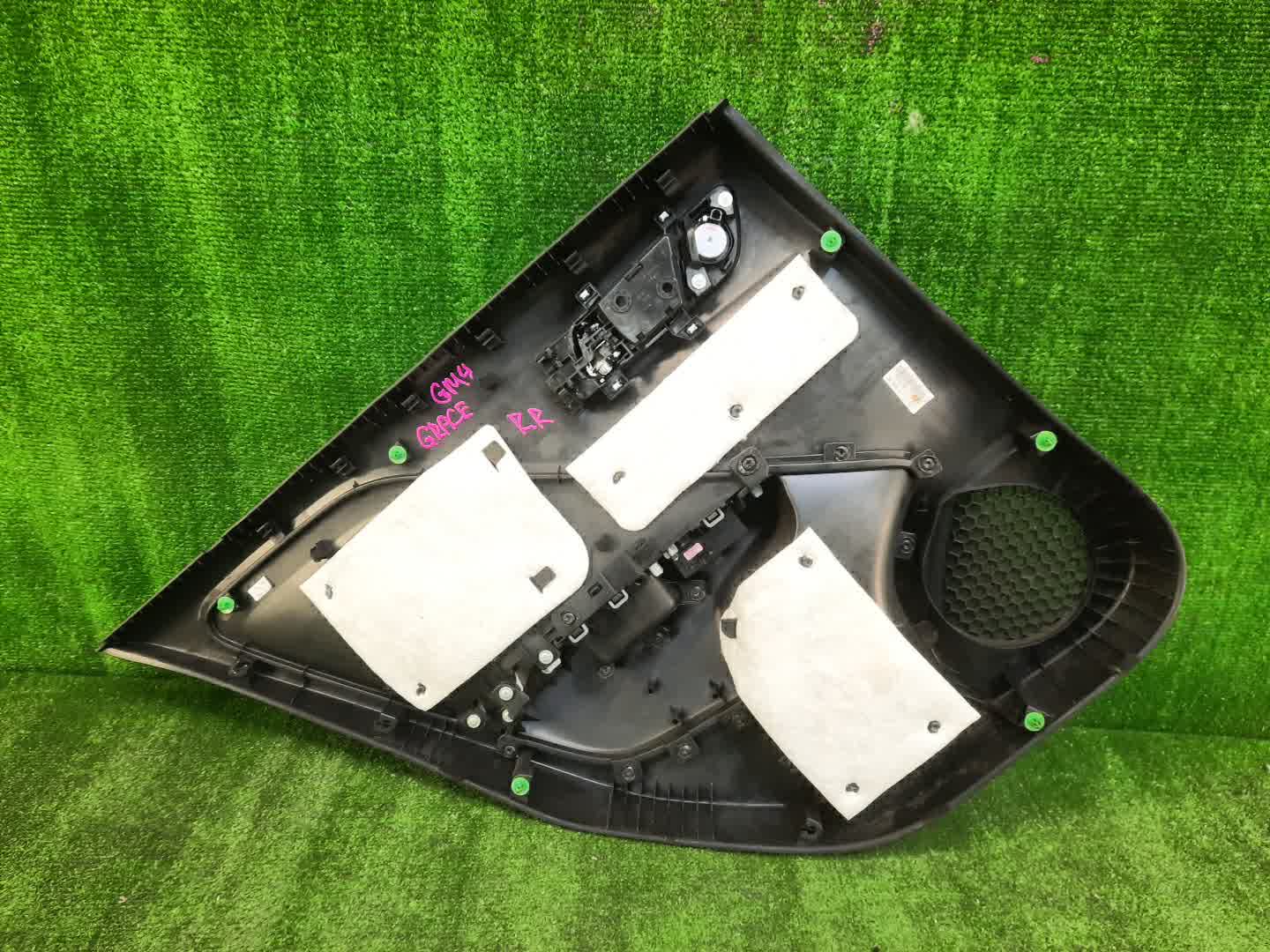 Обшивка дверей правая задняя HONDA GRACE GM4, GM5, GM6, GM9 2 ракурс
