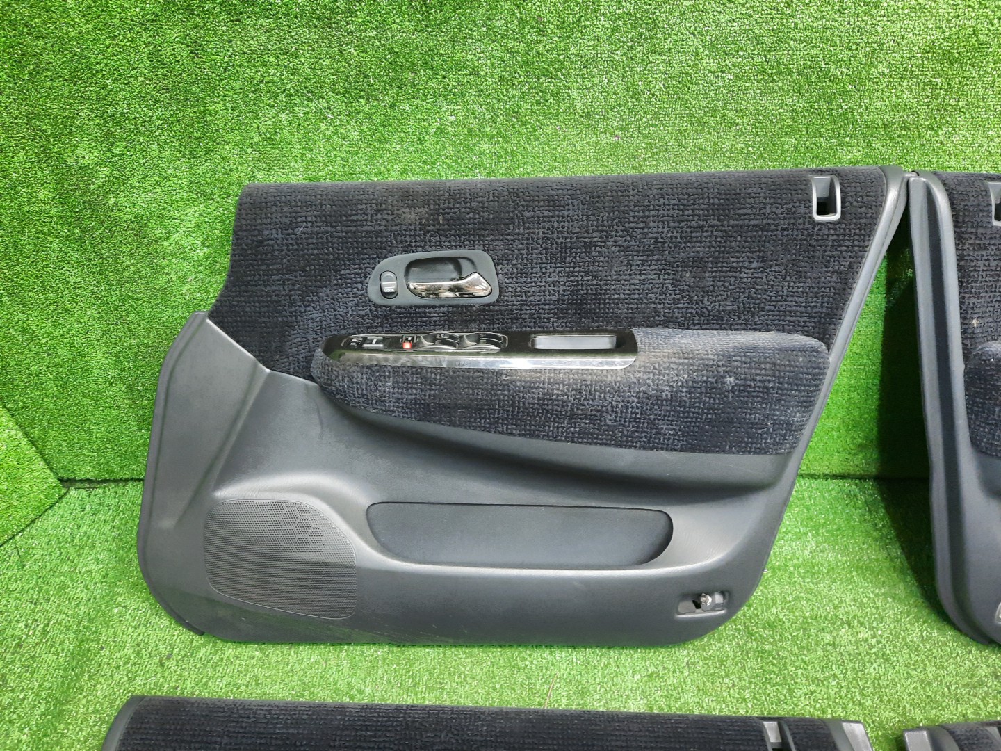 Обшивка дверей HONDA ODYSSEY RA6 2 ракурс