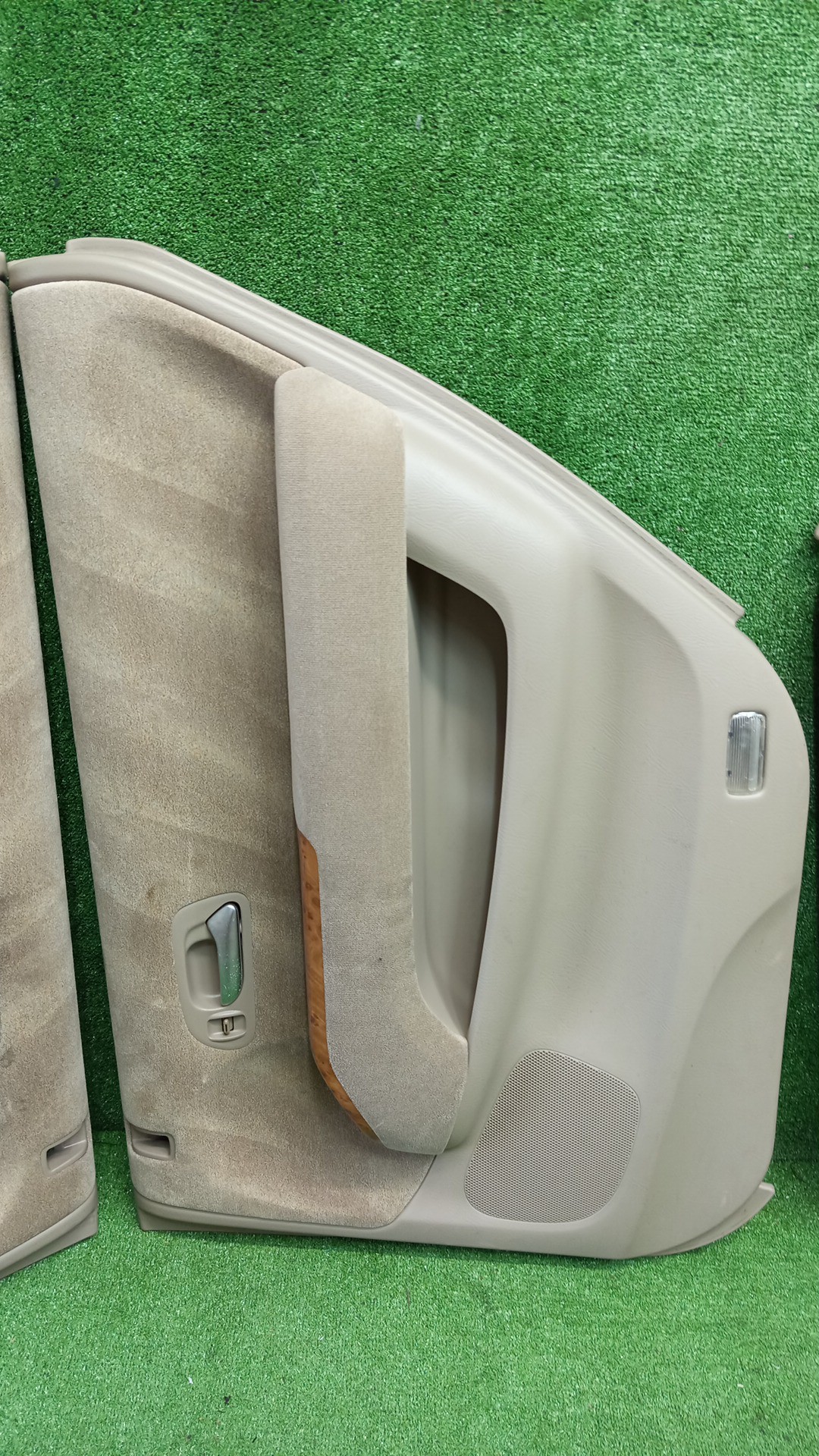 Обшивка дверей HONDA ODYSSEY RA6 3 ракурс