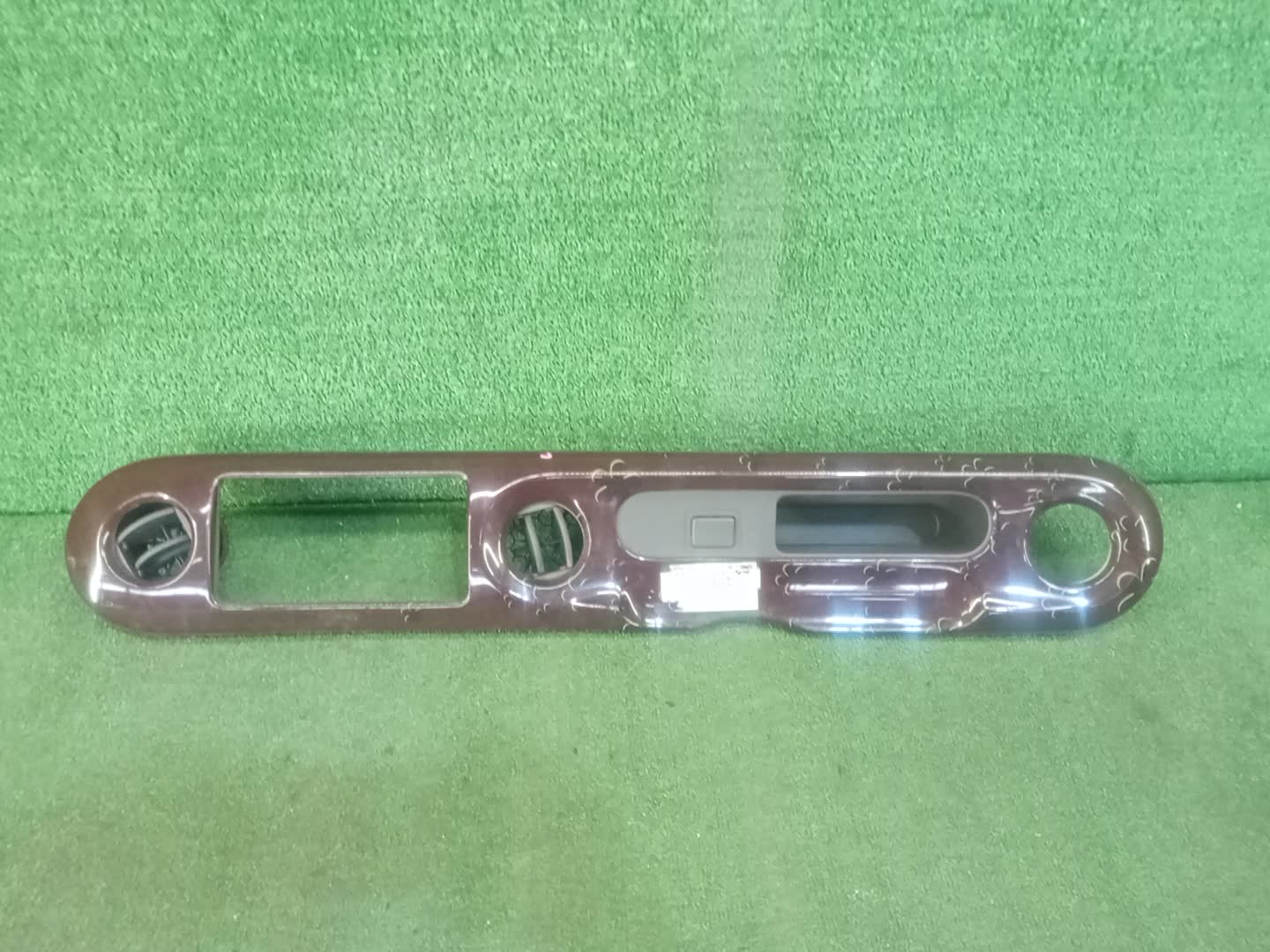 Консоль магнитофона TOYOTA PORTE NNP11 1 ракурс Консоль магнитофона TOYOTA PORTE NNP11 1 ракурс
