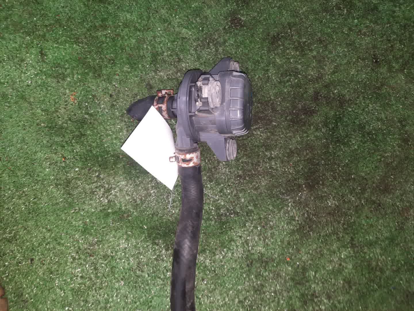 Помпа инвертора TOYOTA AQUA NHP10 1NZ-FXE 1 ракурс