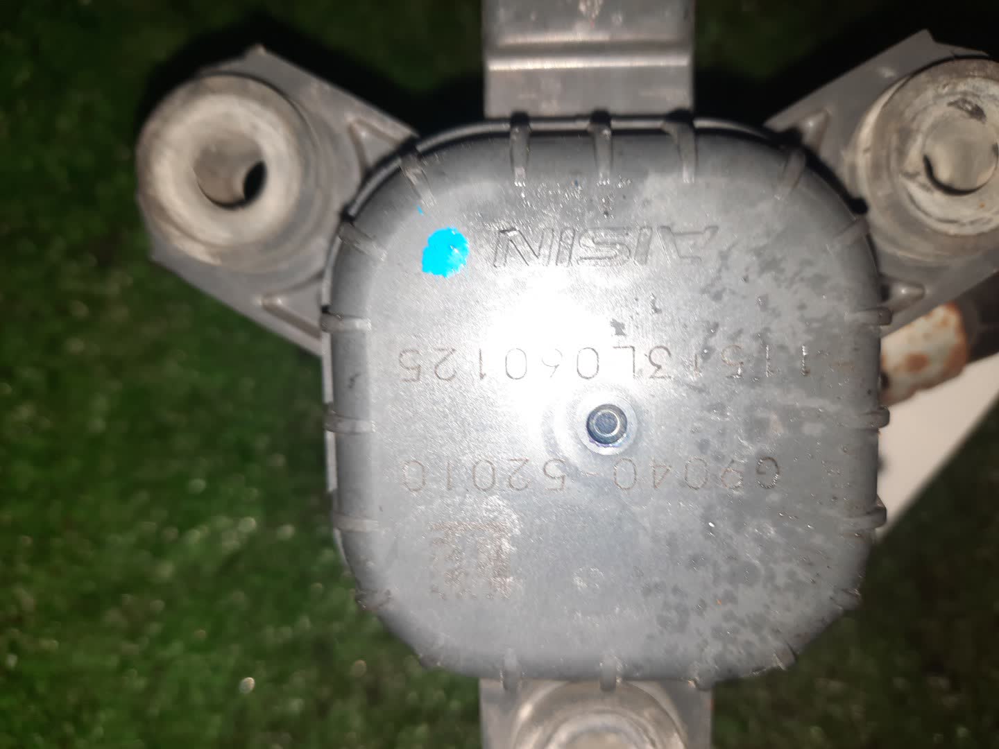 Помпа инвертора TOYOTA AQUA NHP10 1NZ-FXE 2 ракурс