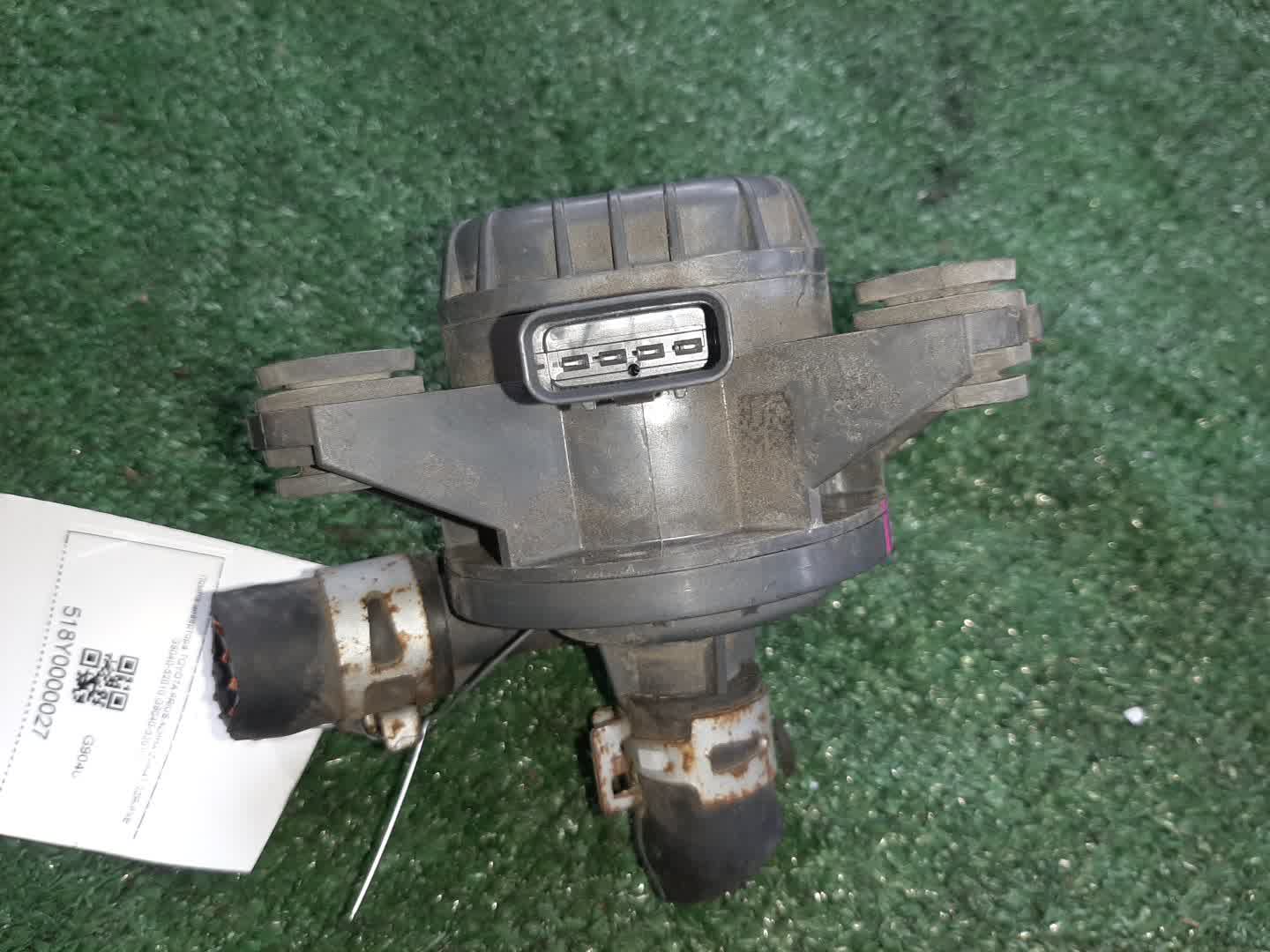 Помпа инвертора TOYOTA PRIUS ALPHA ZVW41W 2ZR-FXE G9040-52010 2 ракурс
