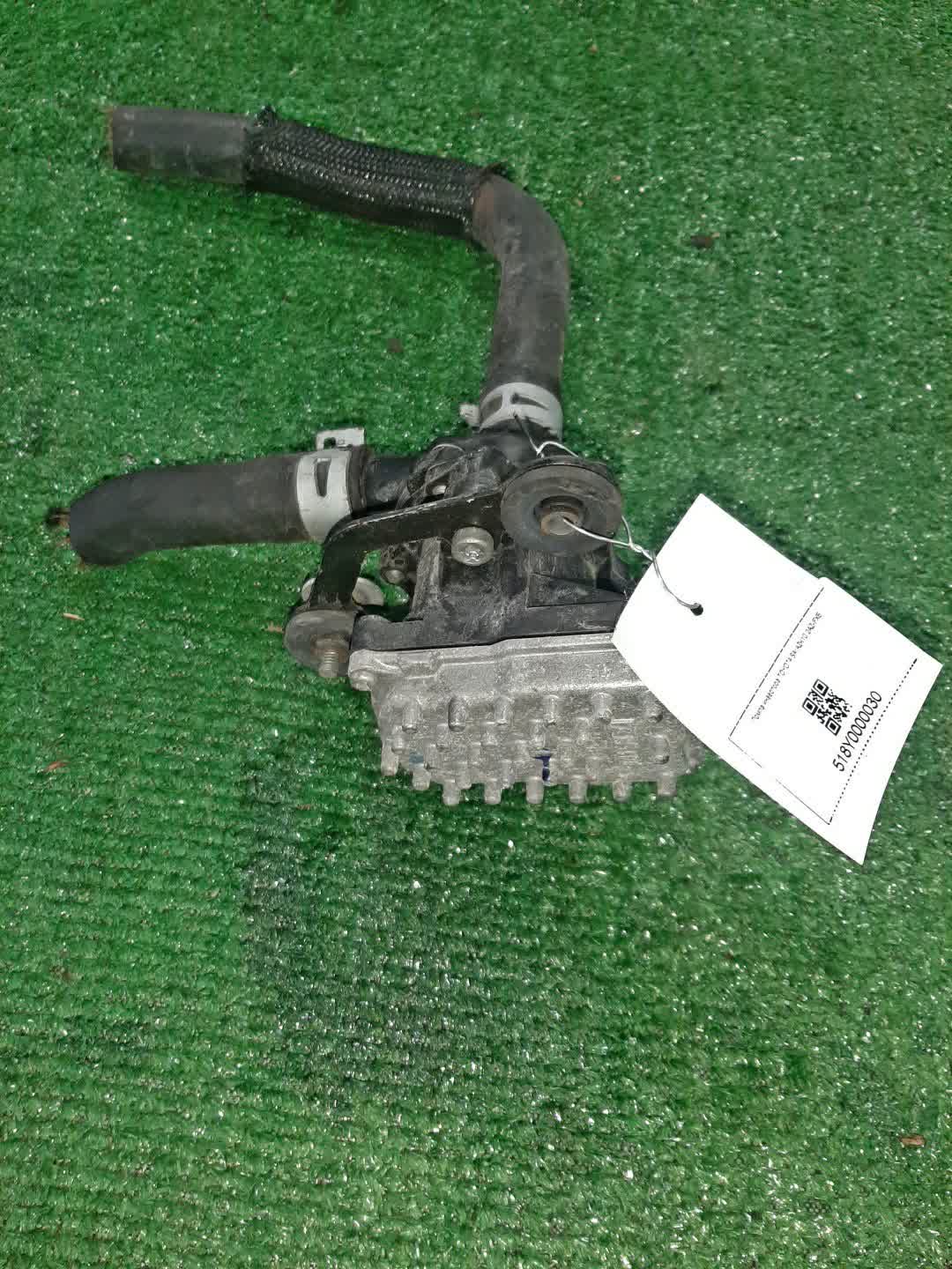 Помпа инвертора TOYOTA SAI AZK10 2AZ-FXE 3812 1 ракурс