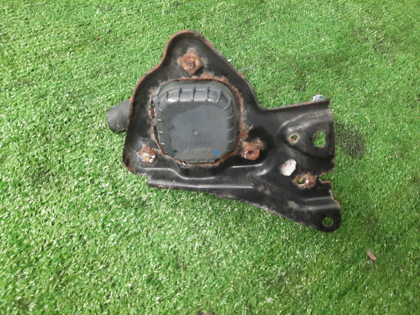 Помпа инвертора TOYOTA AQUA NHP10 1NZ-FXE G9040-52010 2 ракурс