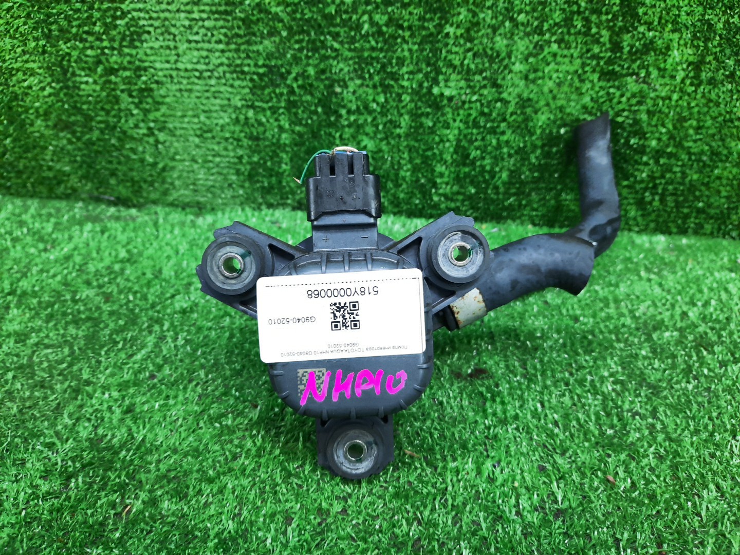 Помпа инвертора TOYOTA AQUA NHP10 G9040-52010 1 ракурс