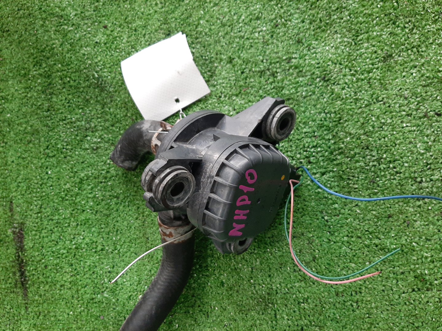 Помпа инвертора TOYOTA AQUA NHP10 1NZ-FXE G9040-52010 1 ракурс