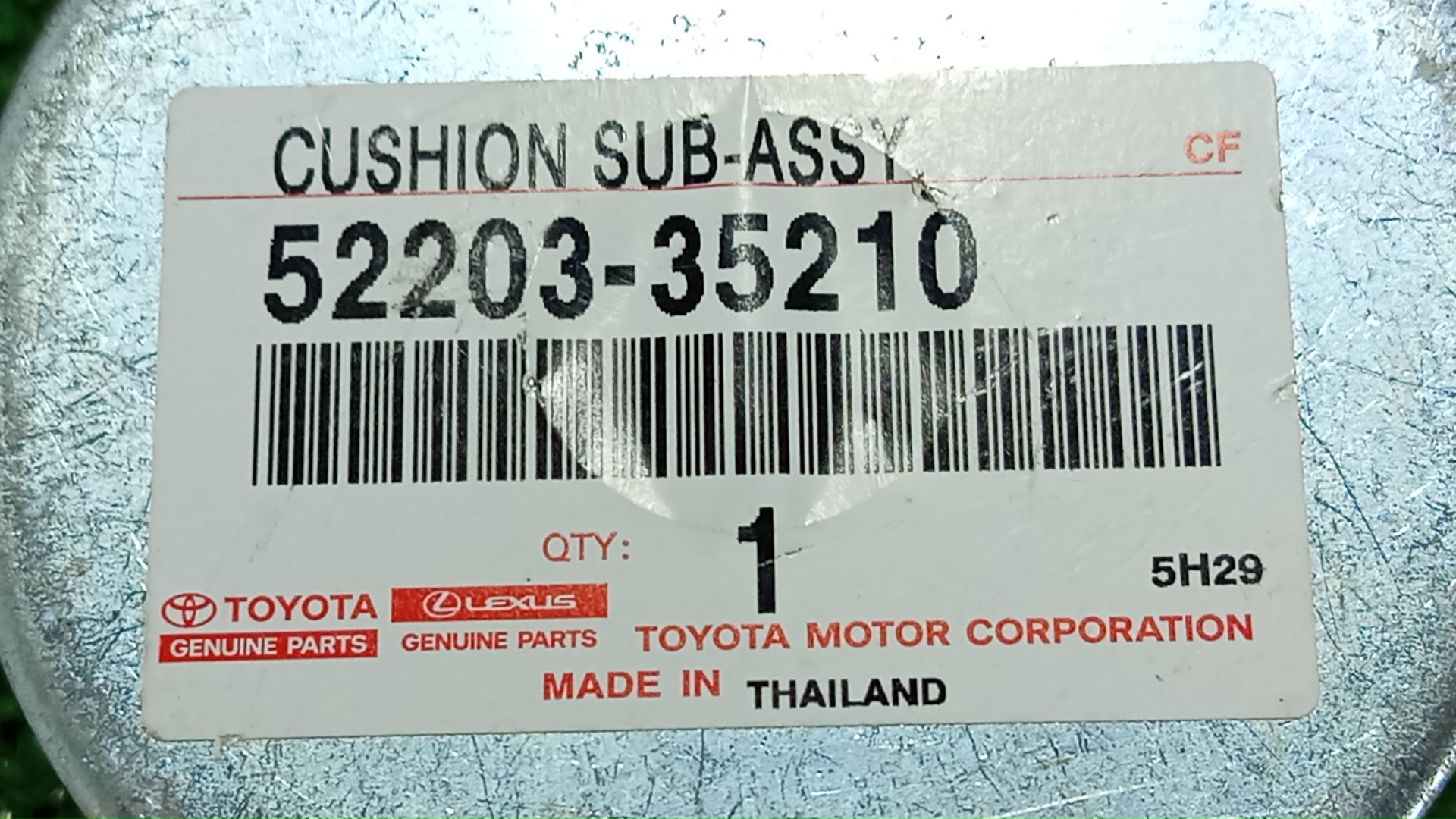 Подушка кузова TOYOTA FJ CRUISER GSJ15 52203-35210 3 ракурс