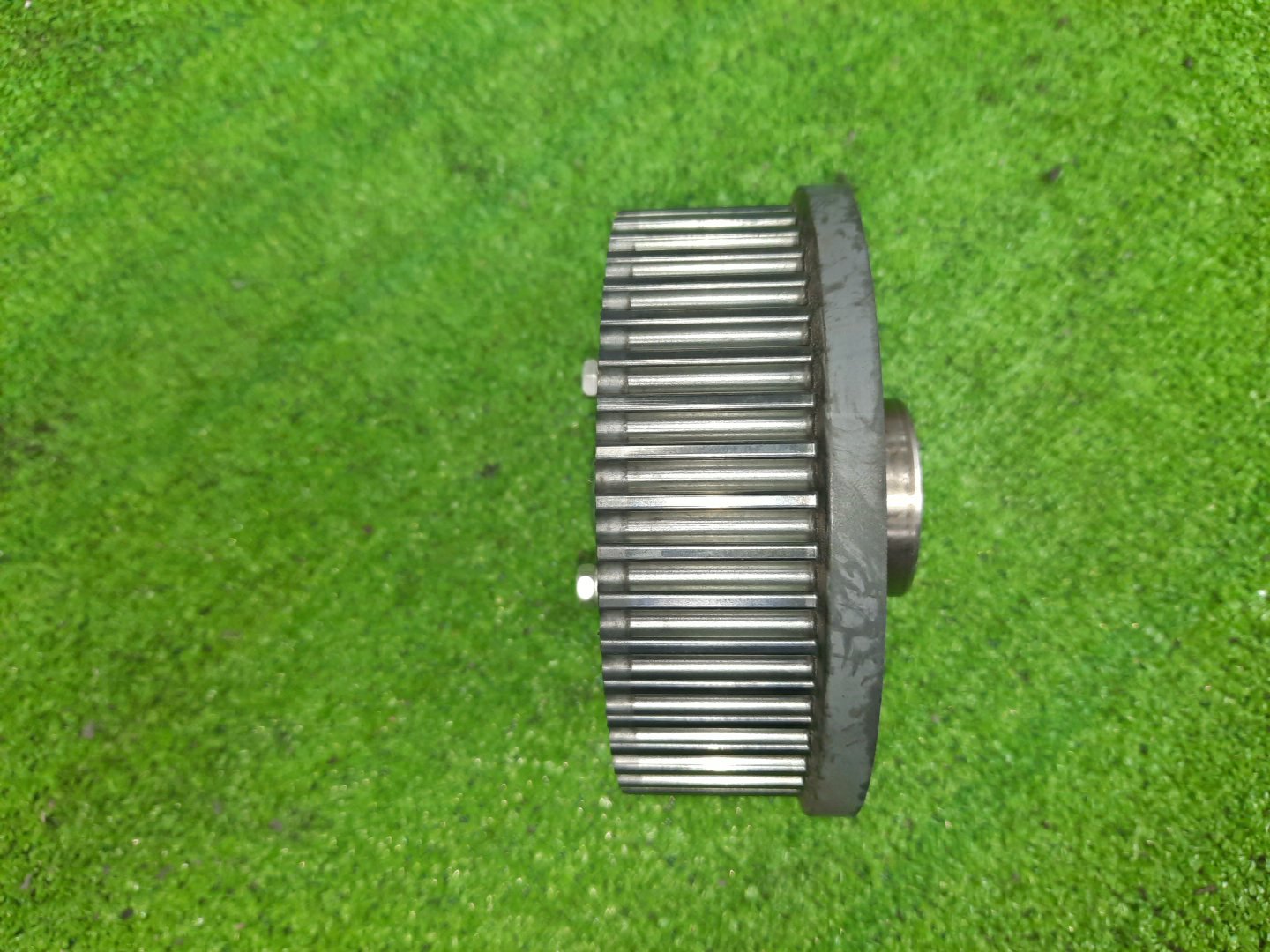 Шкив распредвала левый SUBARU EXIGA YA4 EJ204 13322AA001 3 ракурс