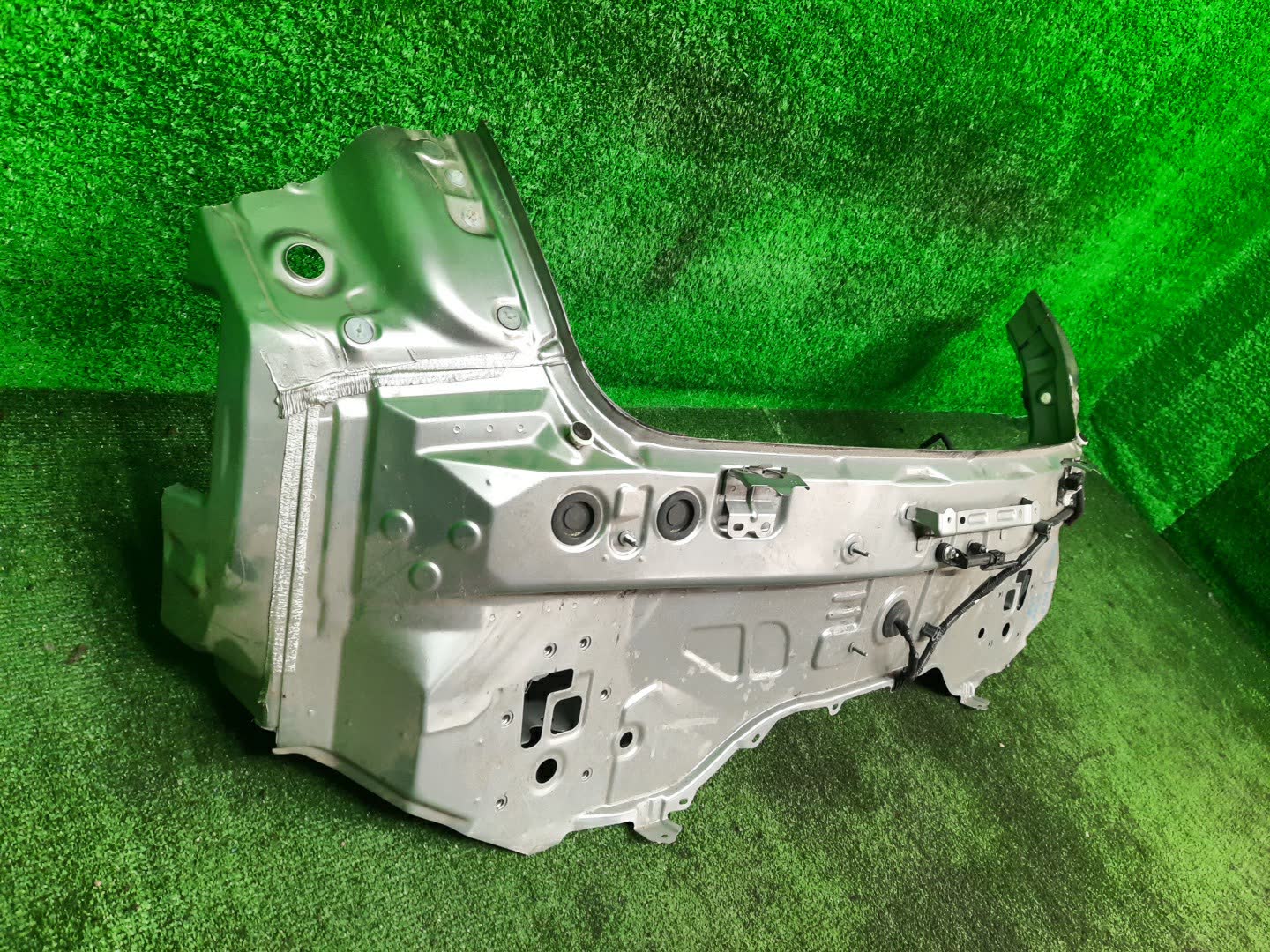  LEXUS UX300E, UX200, UX250H KMA10, MZAA10, MZAH10 2 ракурс