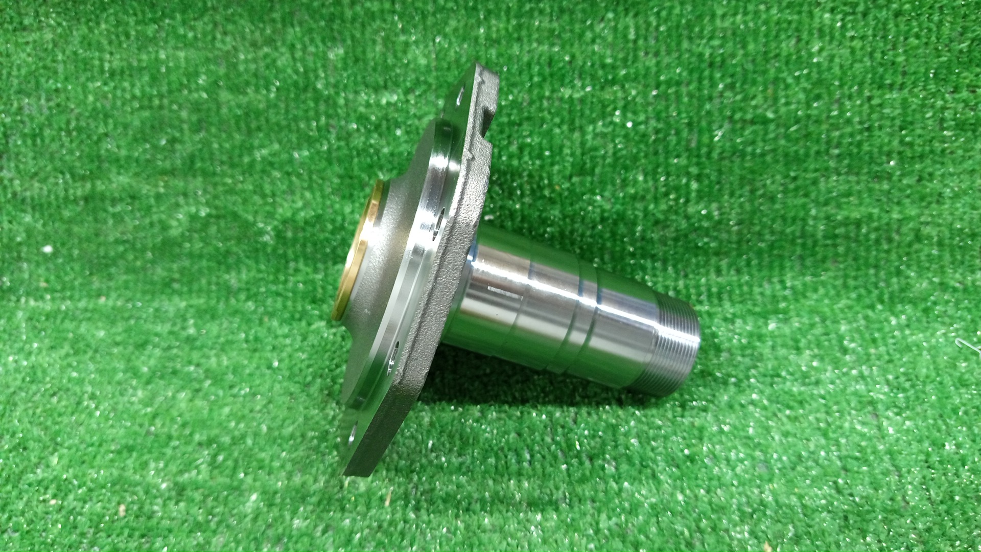 Цапфа передняя TOYOTA LAND CRUISER HDJ81 43401-60081 2 ракурс