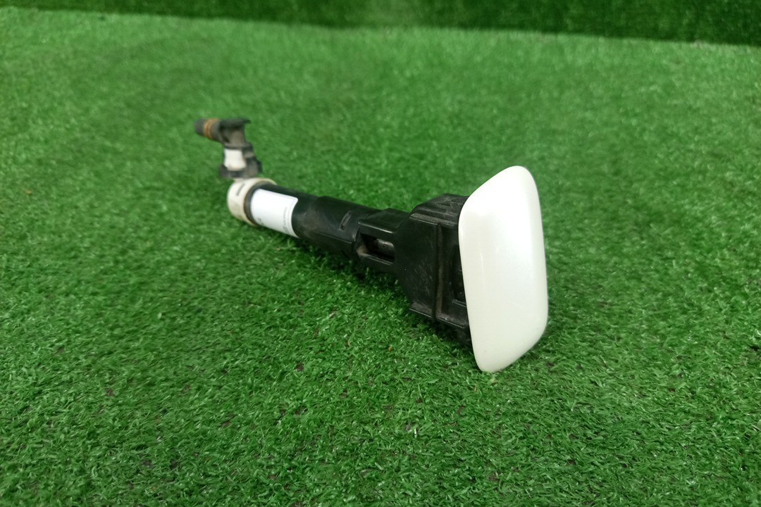 Омыватель фар правый передний TOYOTA PRIUS ZVW30 85207-47010 1 ракурс