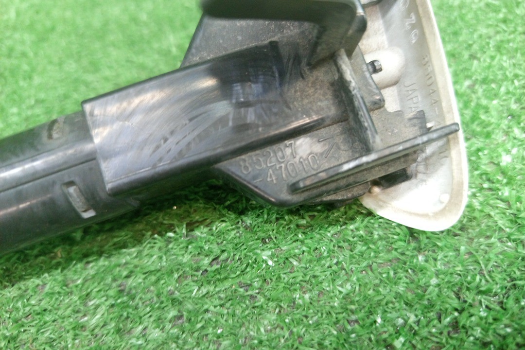Омыватель фар правый передний TOYOTA PRIUS ZVW30 85207-47010 4 ракурс