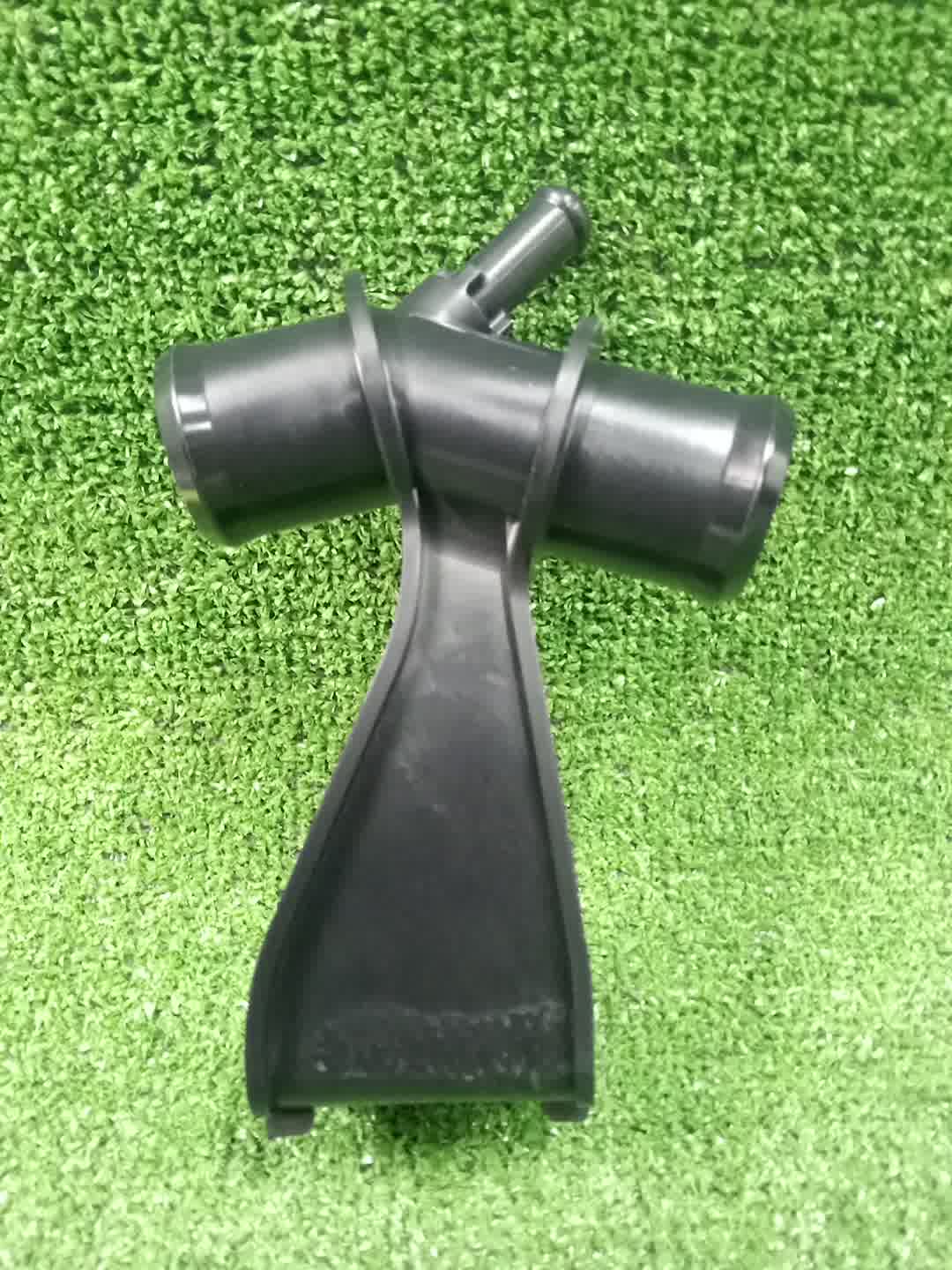 Патрубок радиатора TOYOTA WISH ZGE21G 16577-22031 2 ракурс