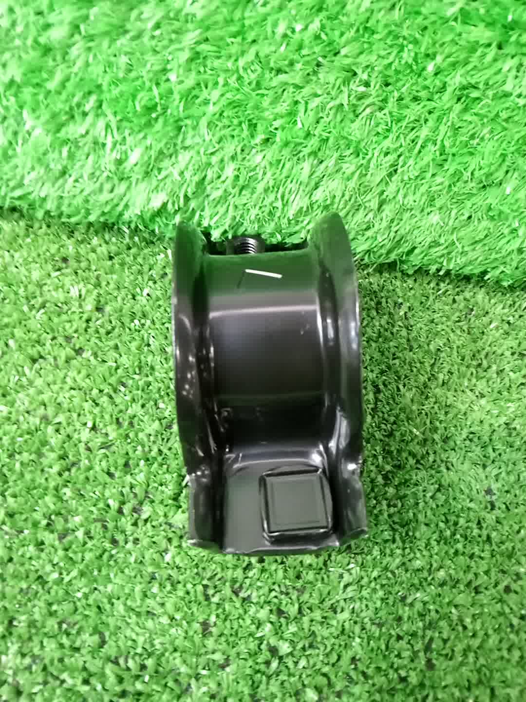 Крепление стабилизатора переднее TOYOTA LAND CRUISER PRADO KZJ95W 48829-35120 3 ракурс