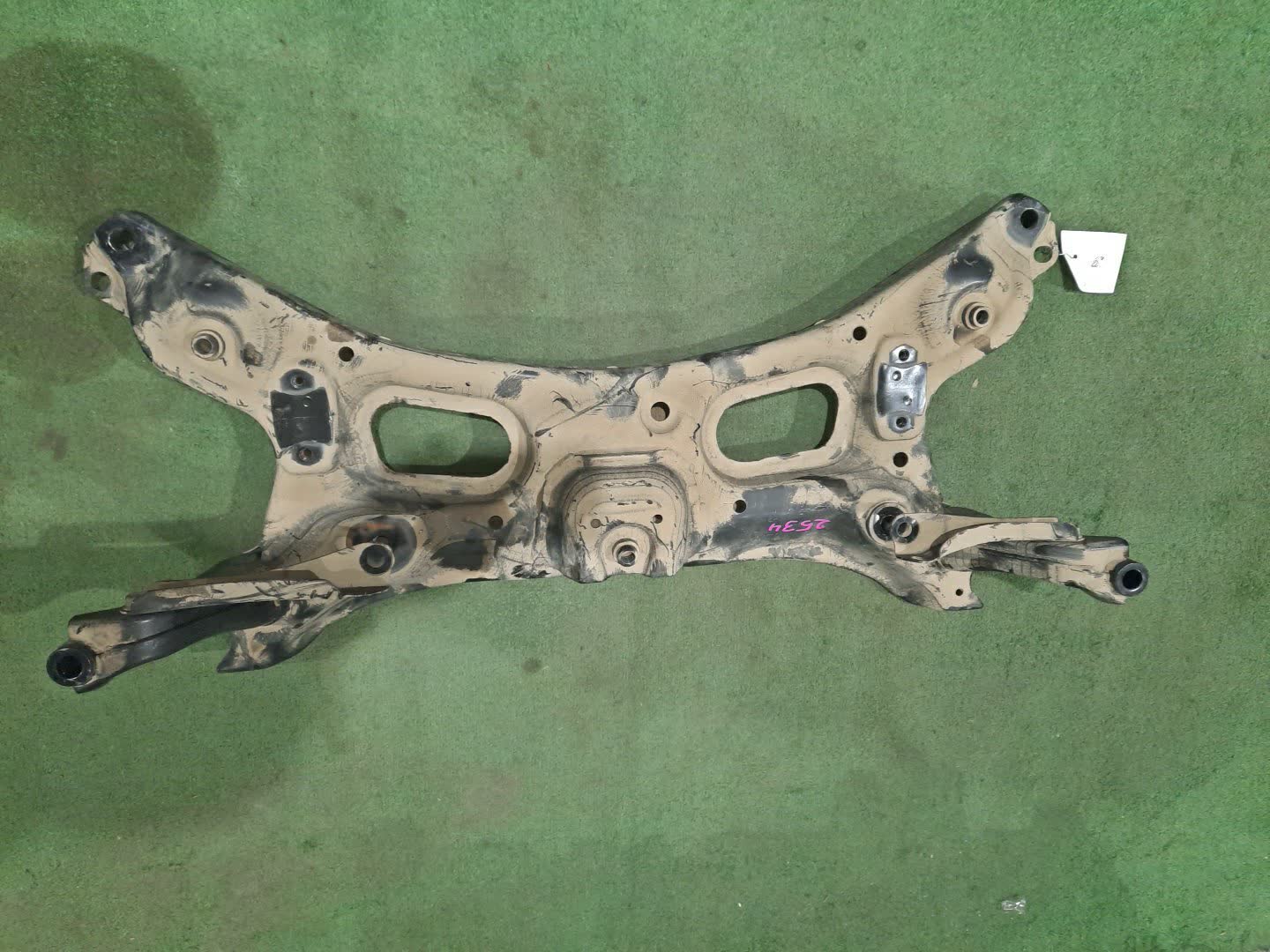 Балка под двс передняя HONDA FIT GK3 L13B 2534 1 ракурс