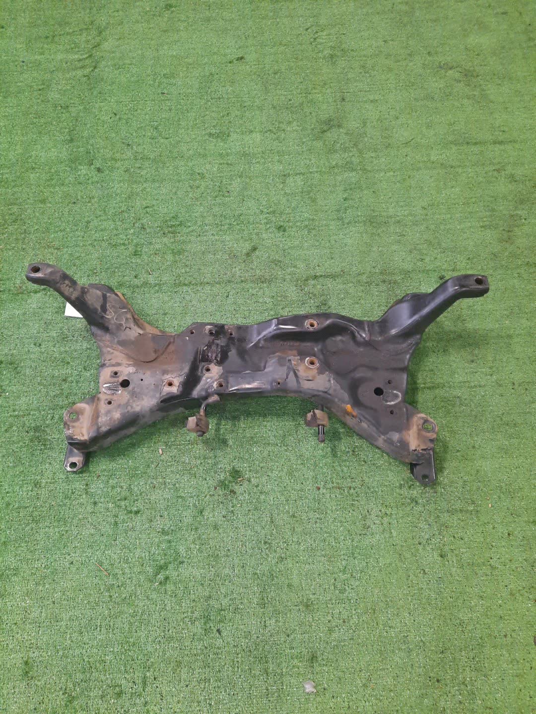 Балка под двс передняя MITSUBISHI LANCER CEDIA CS5A 4G93T 2854 1 ракурс