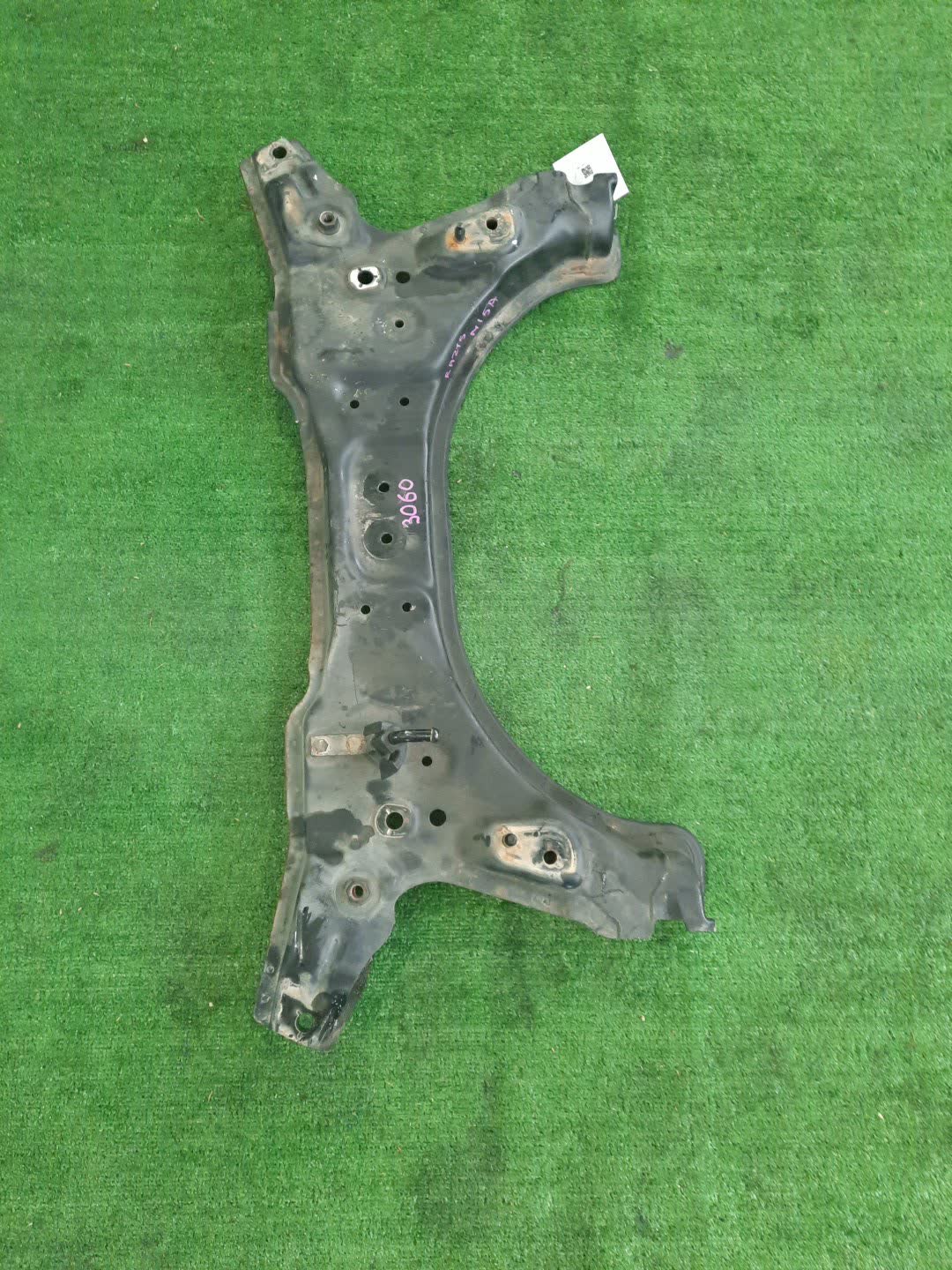 Балка под двс передняя SUZUKI AERIO RA21S M15A 3060 1 ракурс