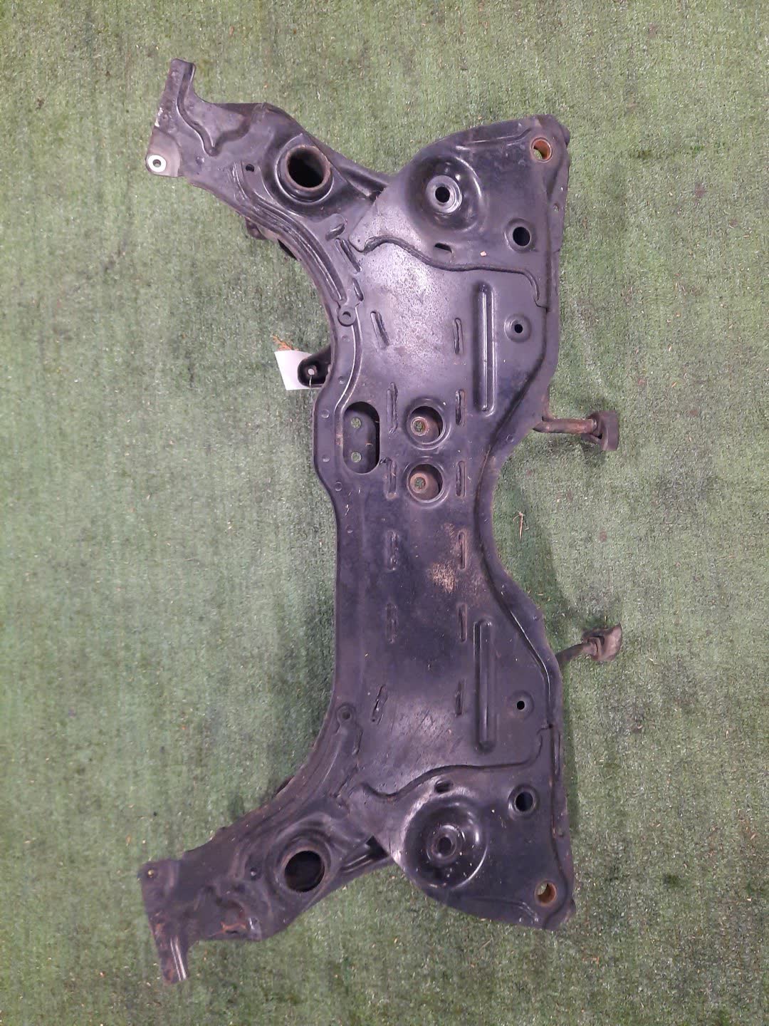 Балка под двс SUZUKI SX4 YA11S M15A 3187 2 ракурс