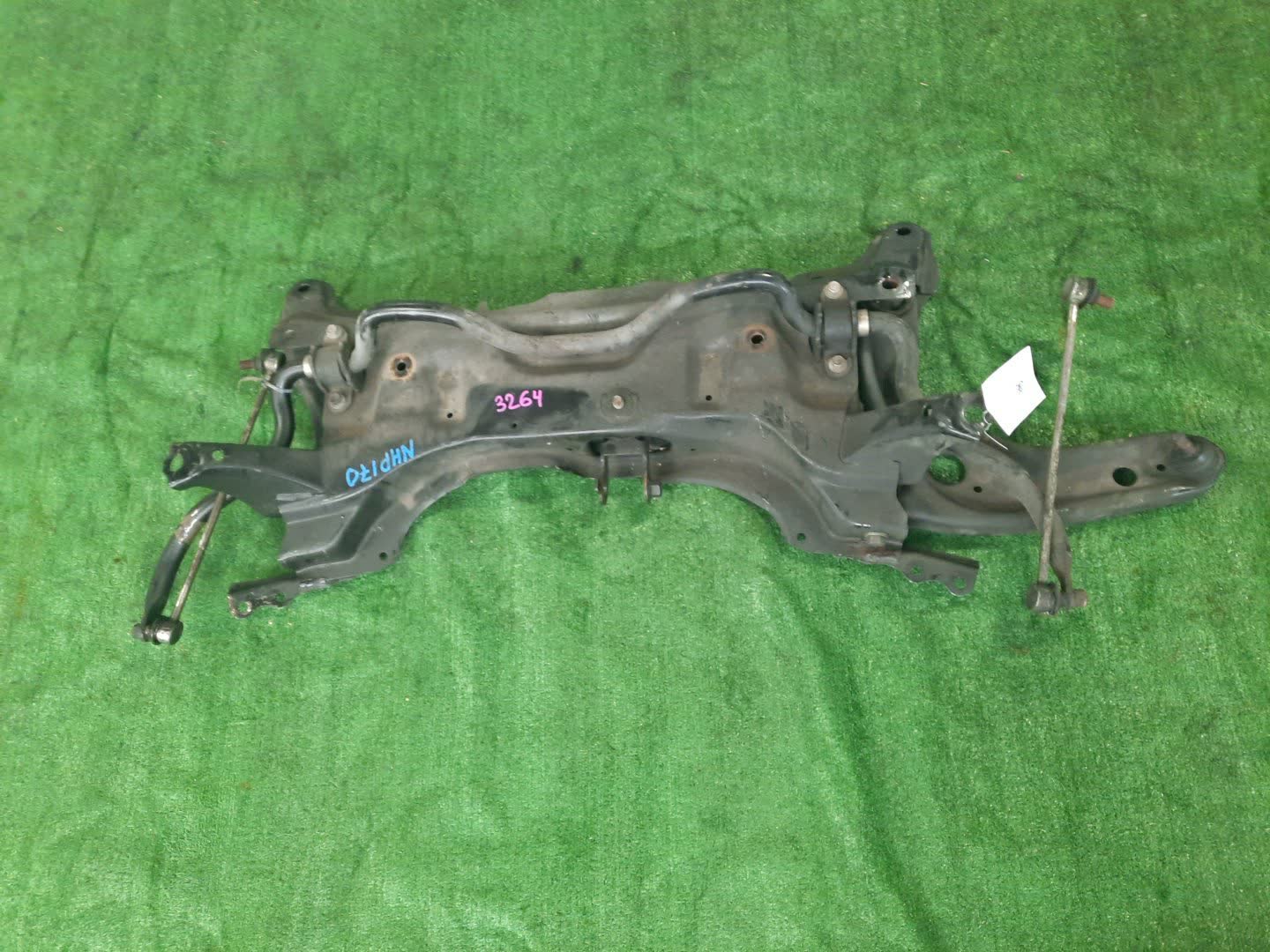 Балка под двс передняя TOYOTA SIENTA NHP170G 1NZ-FXE 3264 1 ракурс