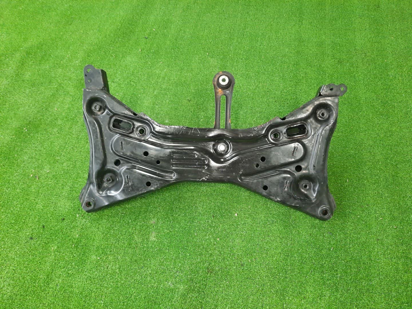 Балка под двс передняя NISSAN DAYZ B44W BR06DE 4060 2 ракурс