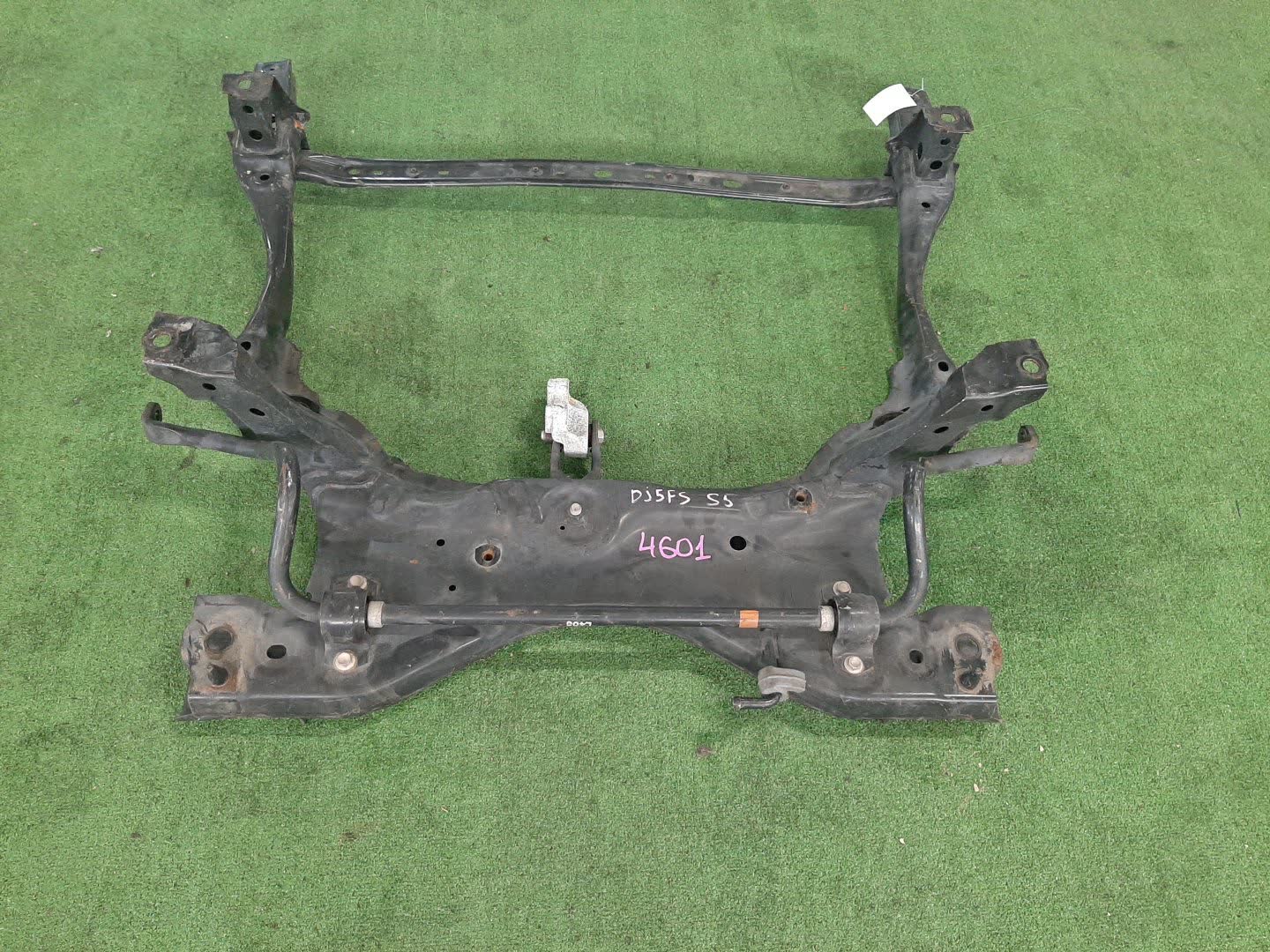 Балка под двс передняя MAZDA DEMIO DJ5FS S5-DPTS 4601 2 ракурс