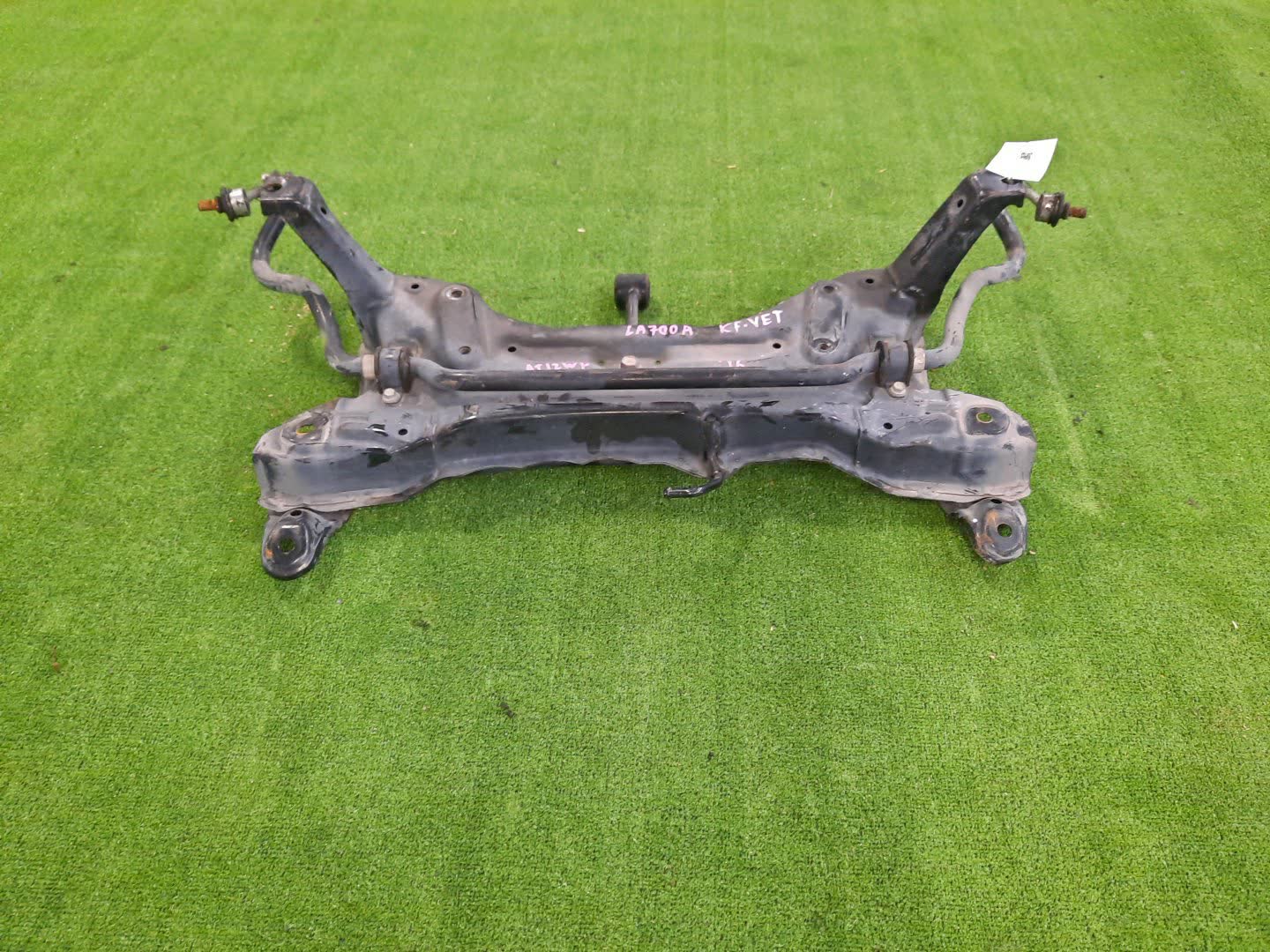 Балка под двс передняя DAIHATSU WAKE LA700S KF 4683 2 ракурс