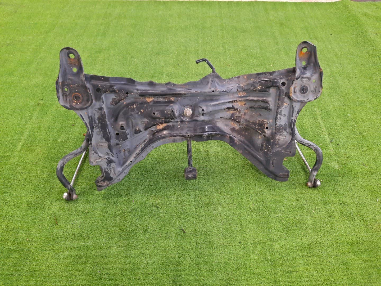 Балка под двс передняя DAIHATSU WAKE LA700S KF 4683 3 ракурс