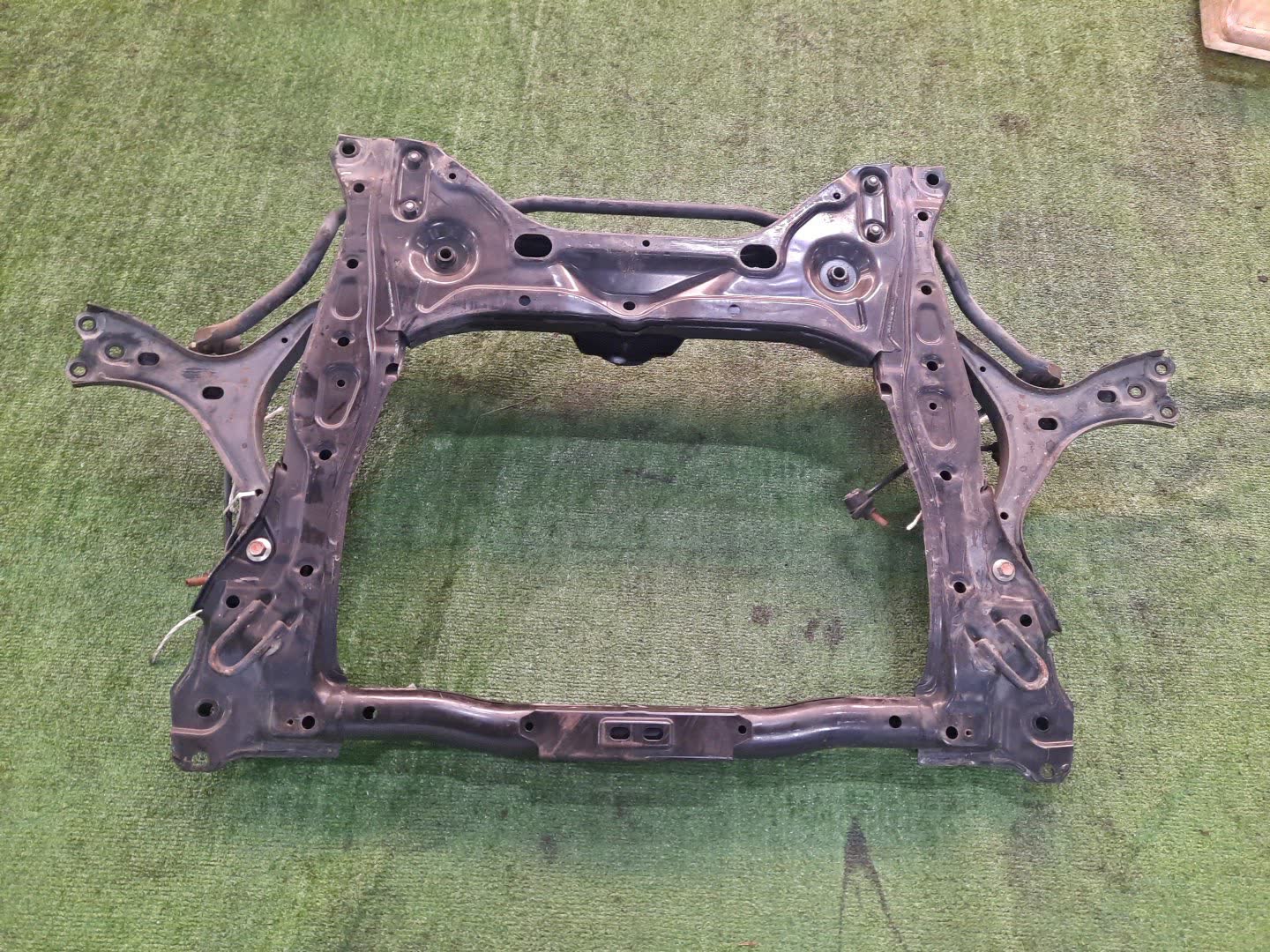 Балка под двс передняя HONDA JADE FR5 L15B 4926 2 ракурс