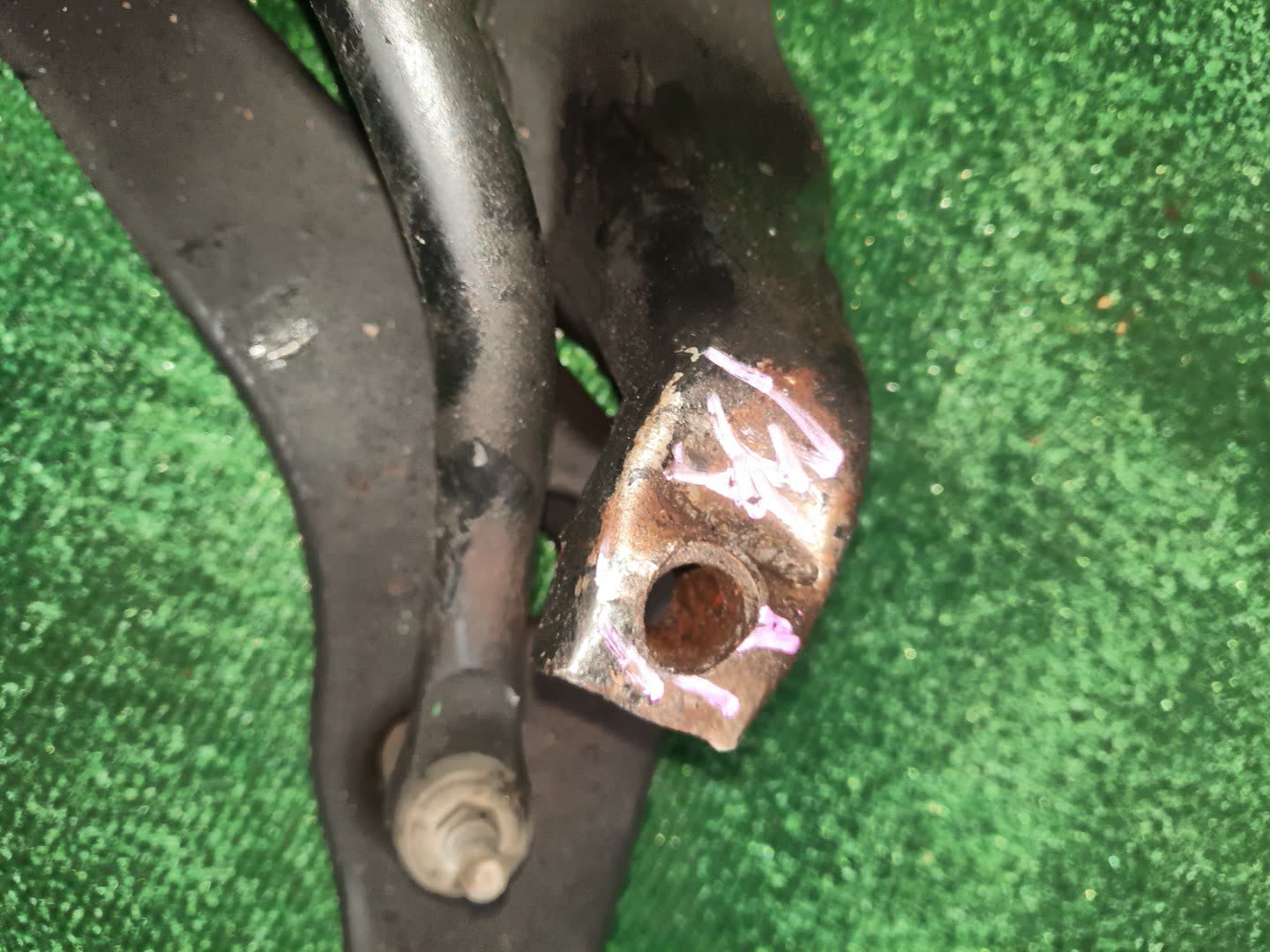 Балка под двс передняя MITSUBISHI AIRTREK CU4W 4G64 5044 2 ракурс