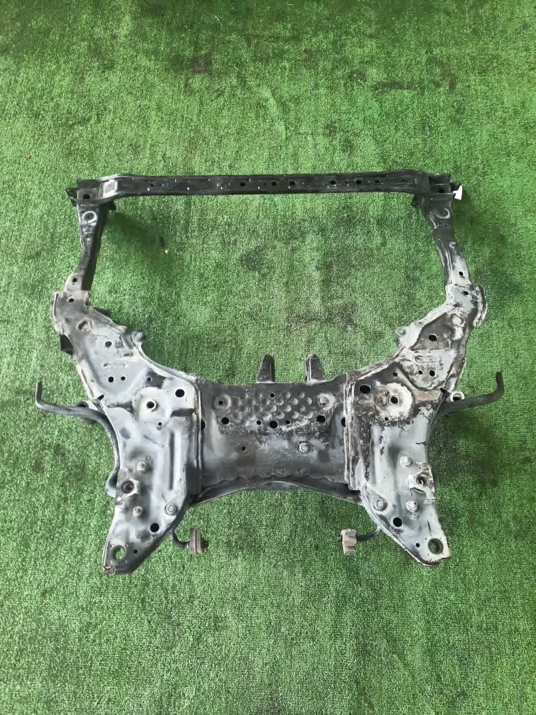 Балка под двс MAZDA AXELA BM6FJ Z6 5248 2 ракурс