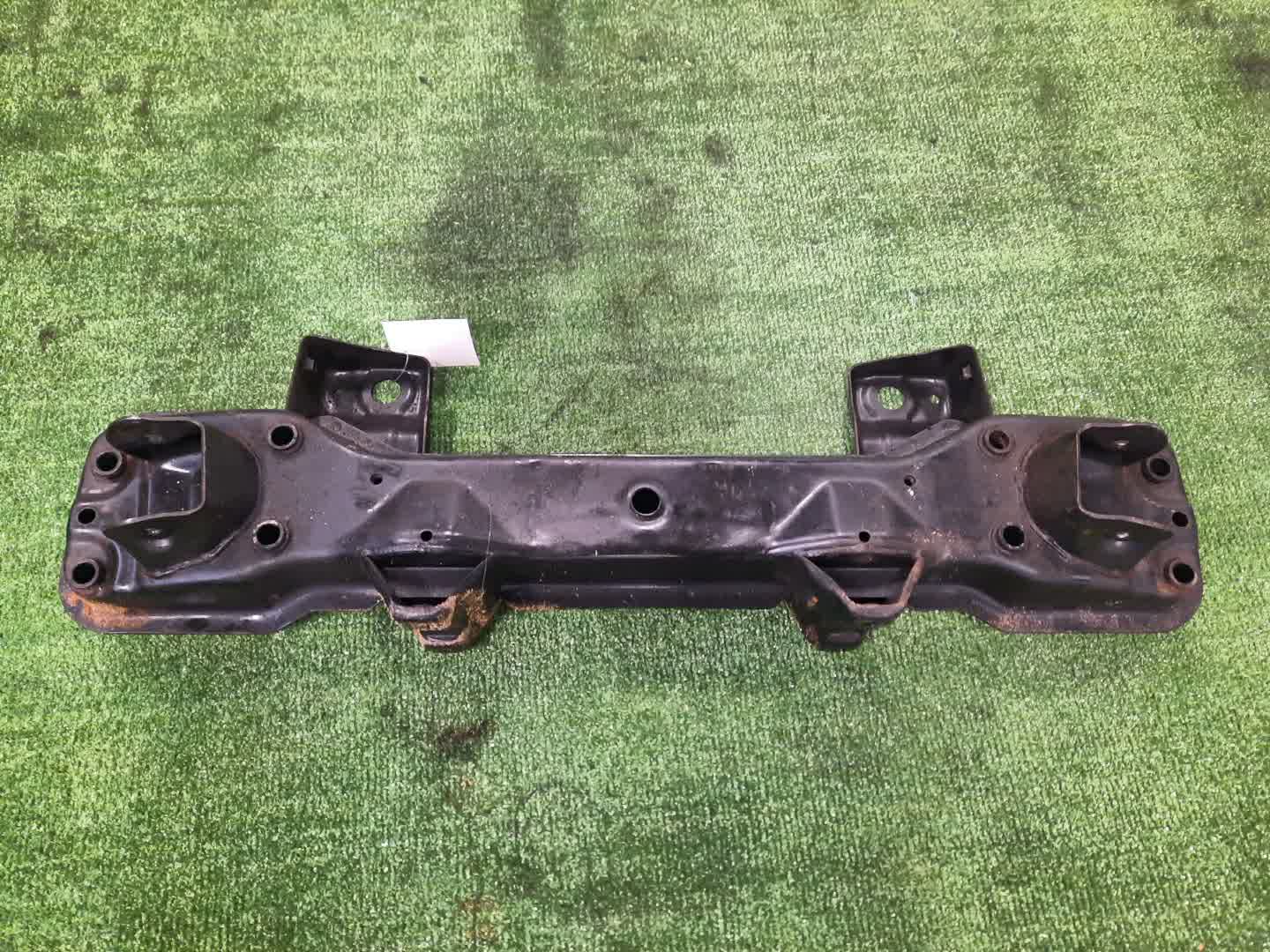 Балка под двс передняя SUZUKI GRAND ESCUDO TX92W H27A 5436 2 ракурс