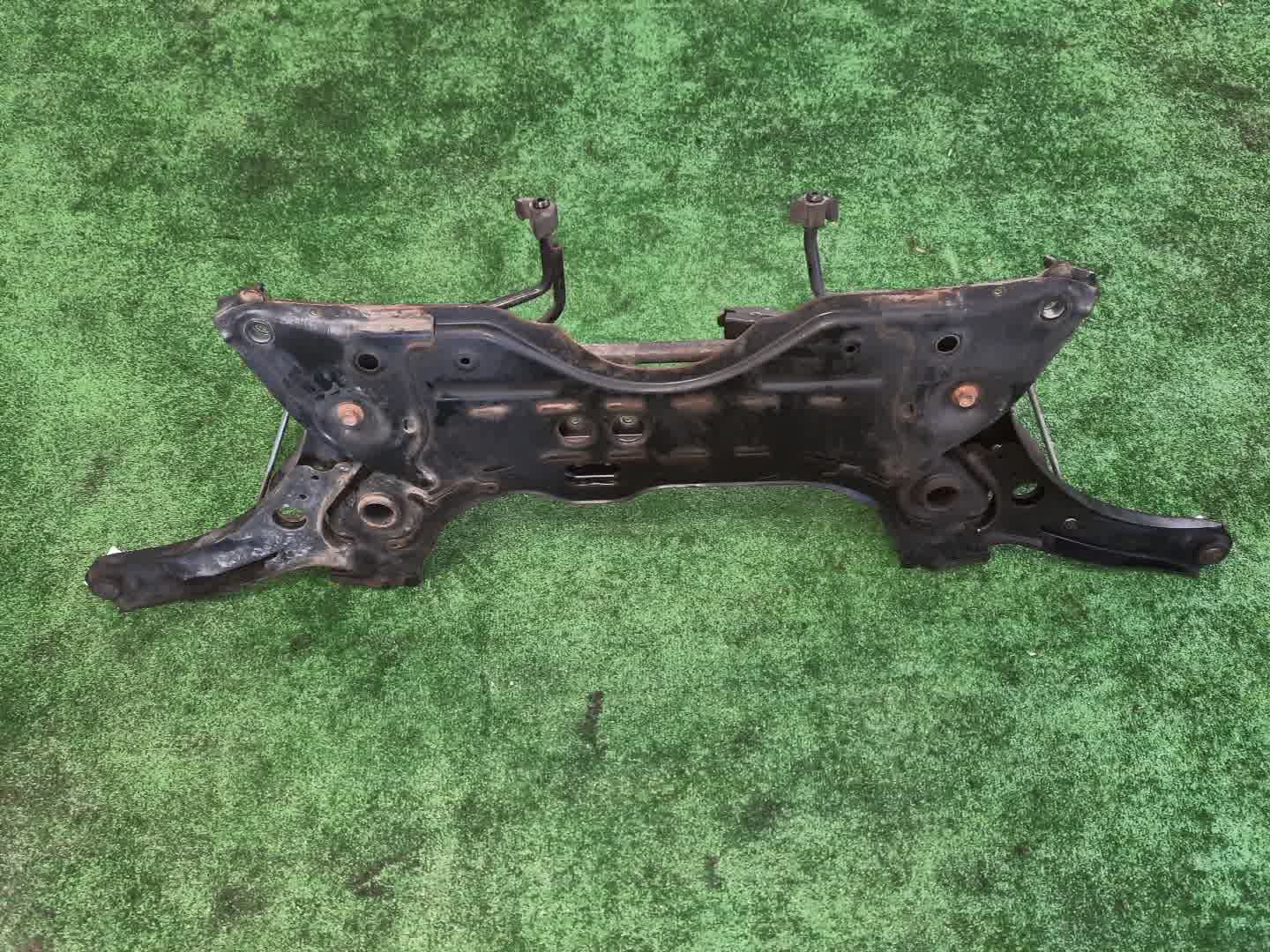 Балка под двс передняя SUZUKI SX4 YA11S M15A 5606 2 ракурс