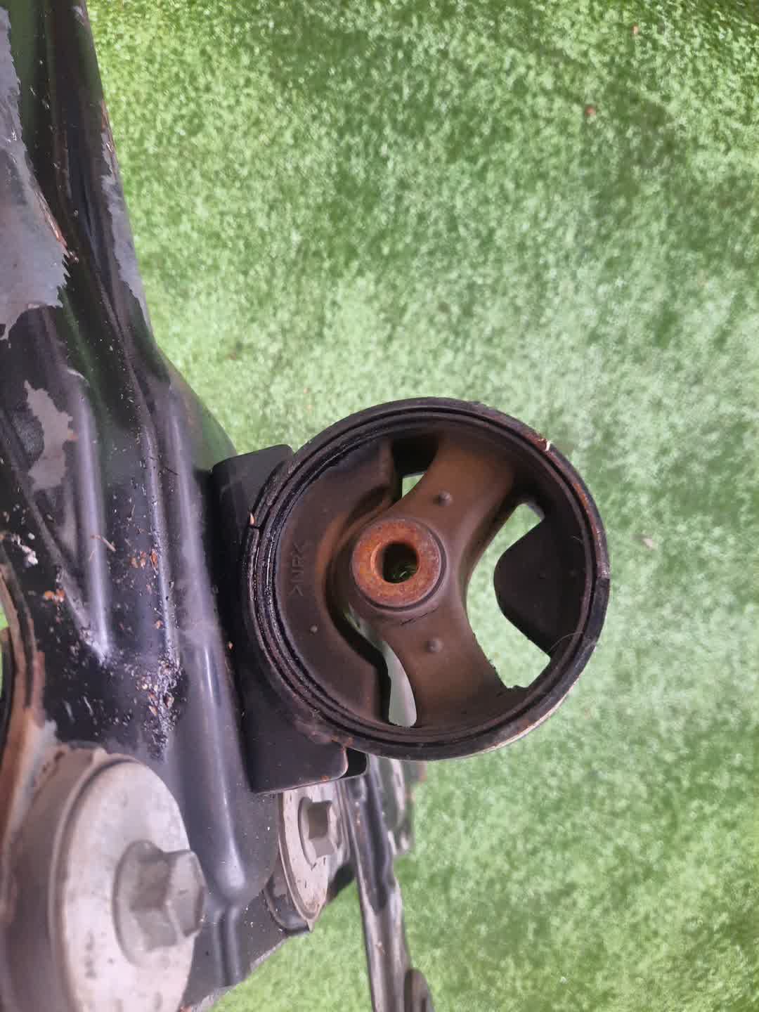 Балка под двс передняя SUZUKI SX4 YA11S M15A 5714 2 ракурс