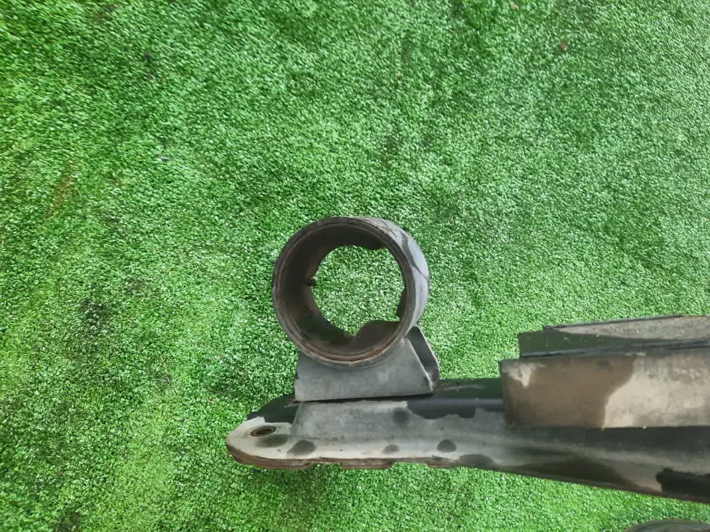 Балка под двс передняя SUZUKI SX4 YA11S M15A 5714 3 ракурс