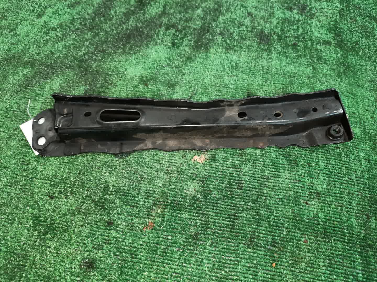 Балка под двс правая передняя LEXUS NX300 AGZ15 8AR-FTS 5730 2 ракурс