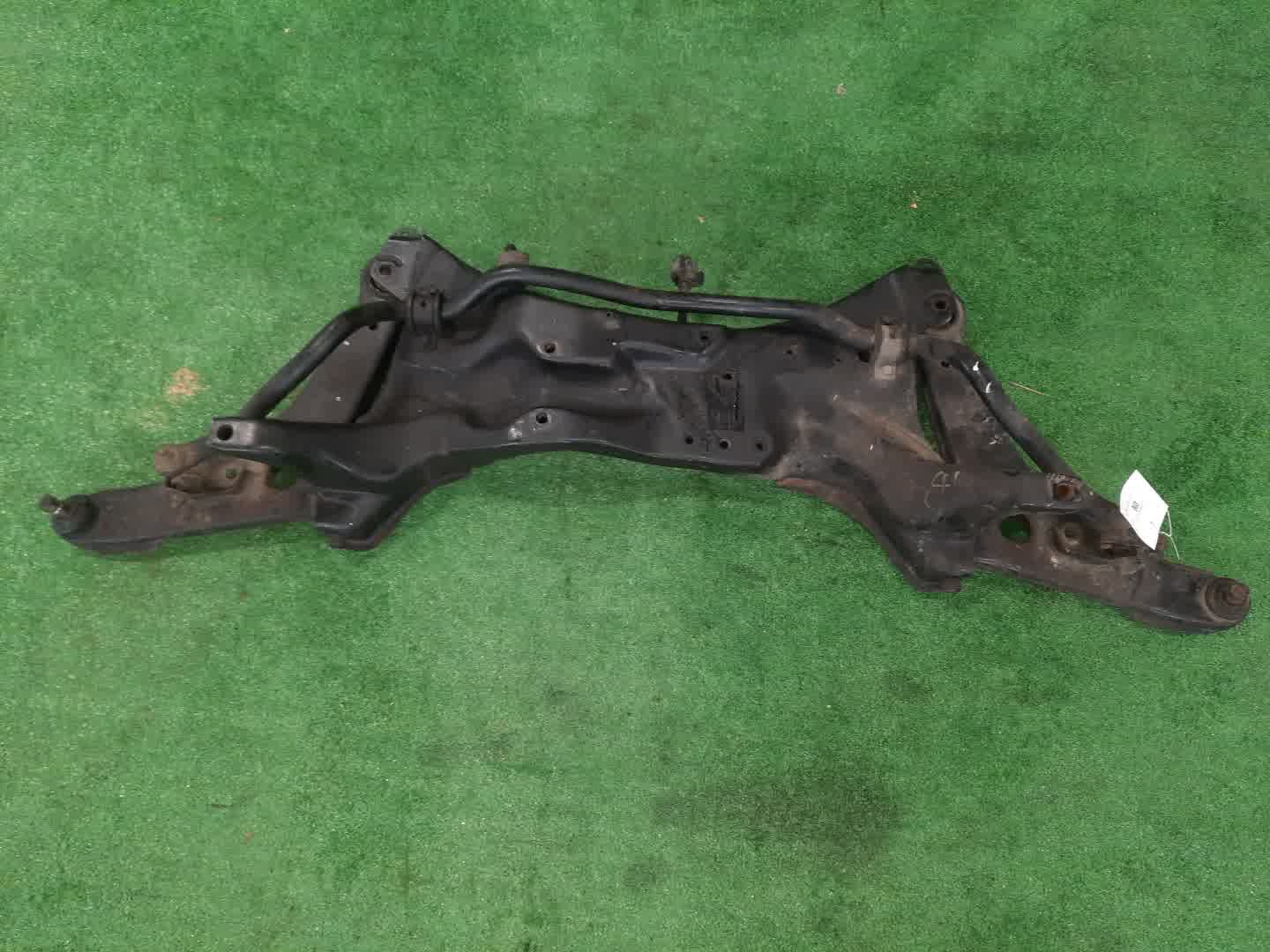 Балка под двс передняя MITSUBISHI AIRTREK CU2W 4G63 5779 1 ракурс