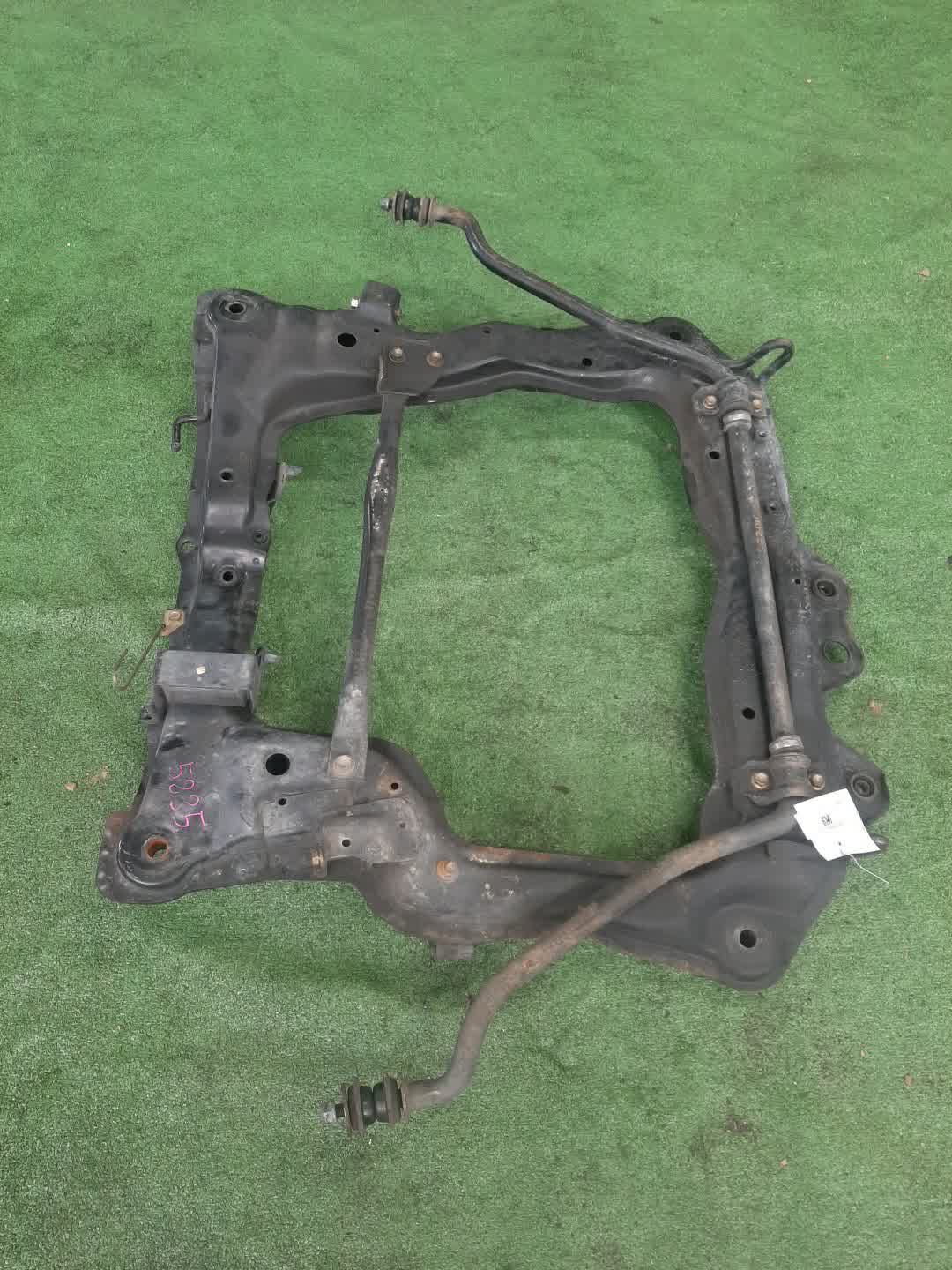 Балка под двс передняя DAIHATSU YRV M201G K3-VE 5885 3 ракурс